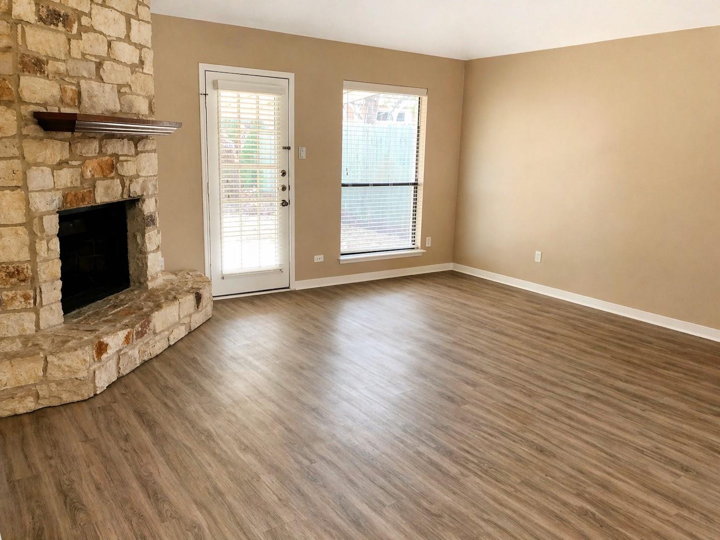 2007 Crystal Shore Dr, Austin, TX 78728