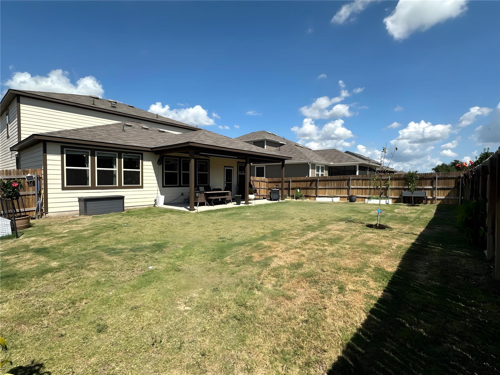 128 Limonite Ln, Liberty Hill, TX 78642