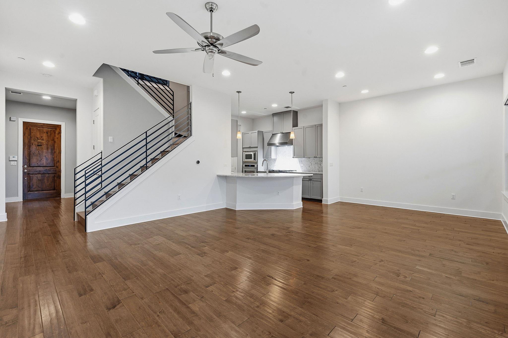 8200 Southwest Pkwy # 302, Austin, TX 78735