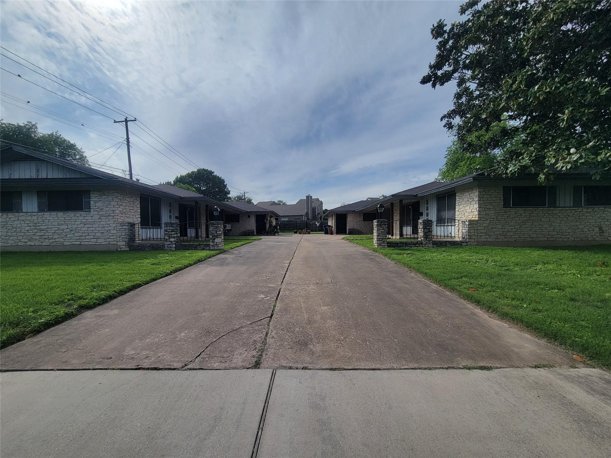 5806 Nassau Dr, Austin, TX 78723