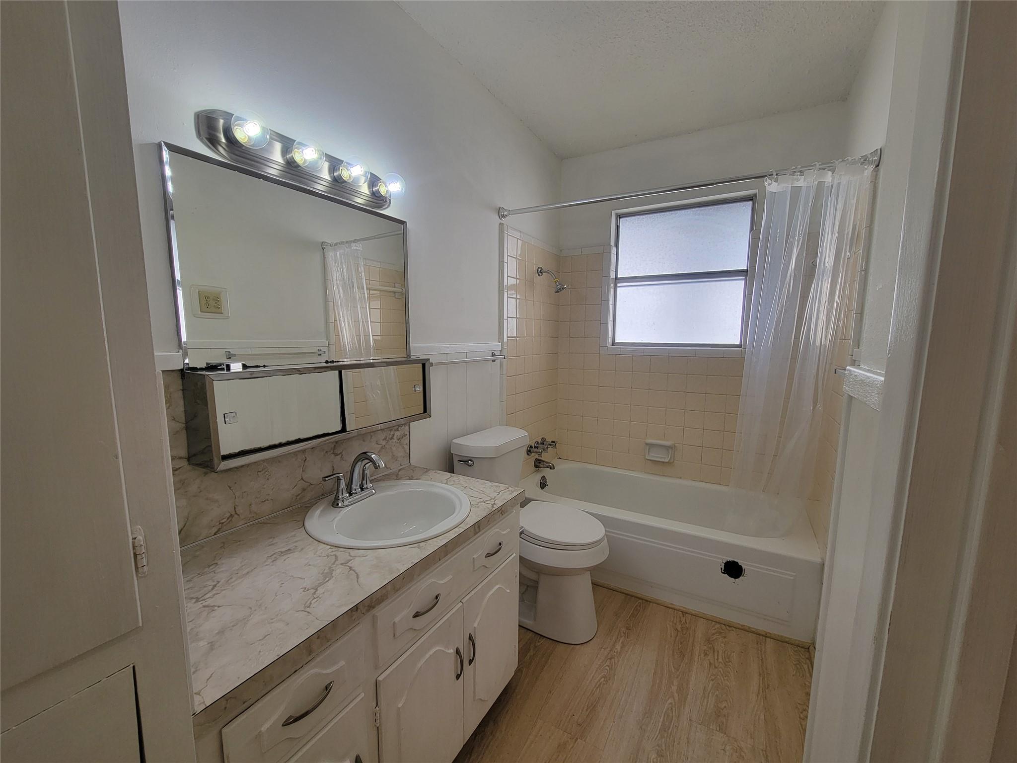 5806 Nassau Dr, Austin, TX 78723