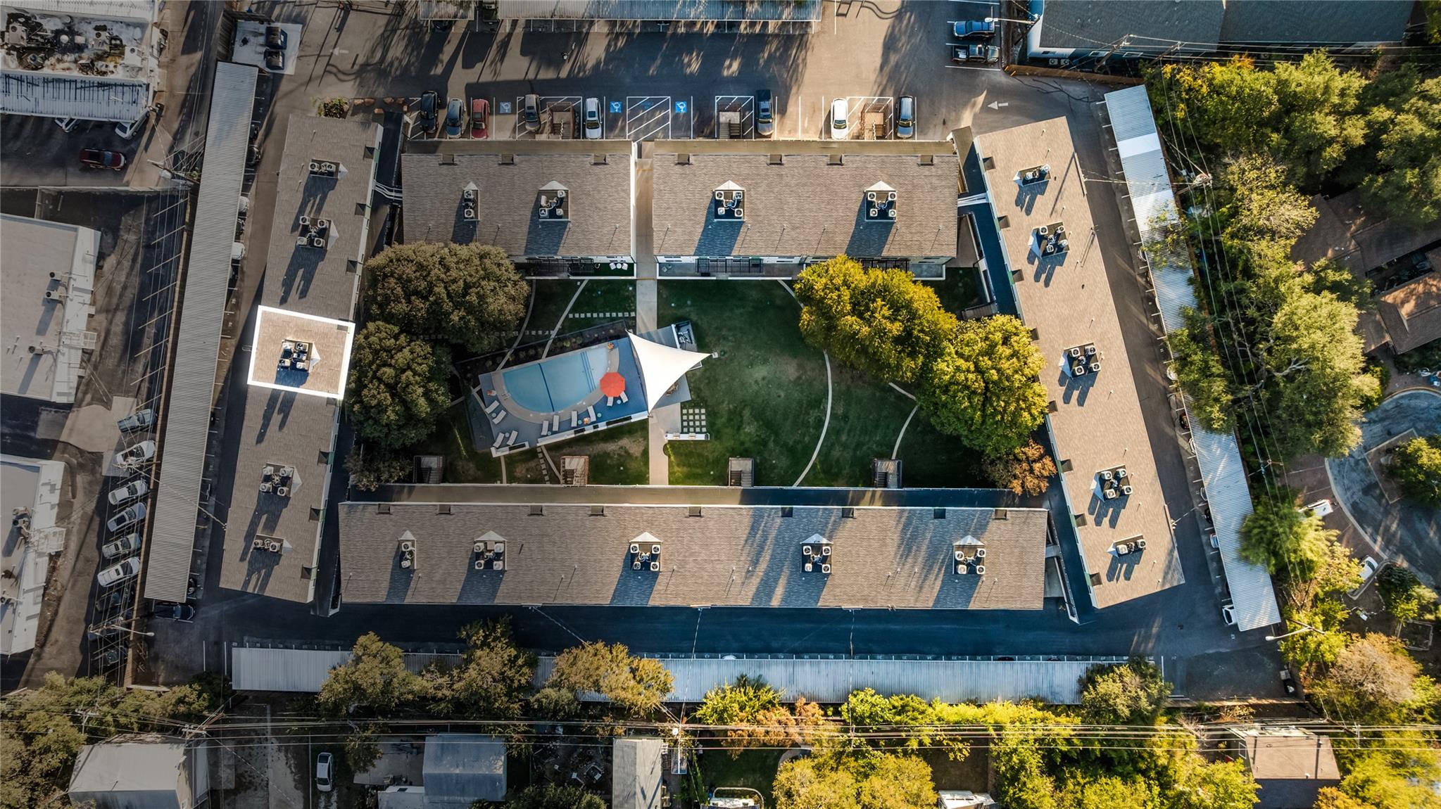 2200 Dickson Dr # 112, Austin, TX 78704