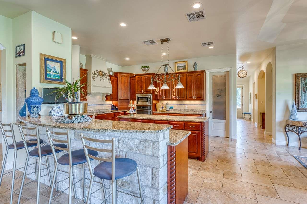 1621 Legends Pkwy, Kingsland, TX 78639