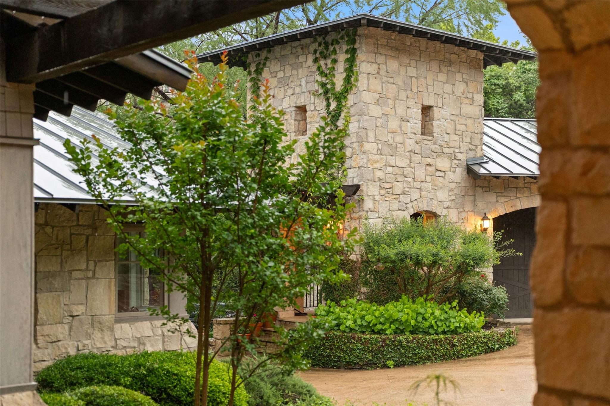 4625 Rockcliff Rd, Austin, TX 78746