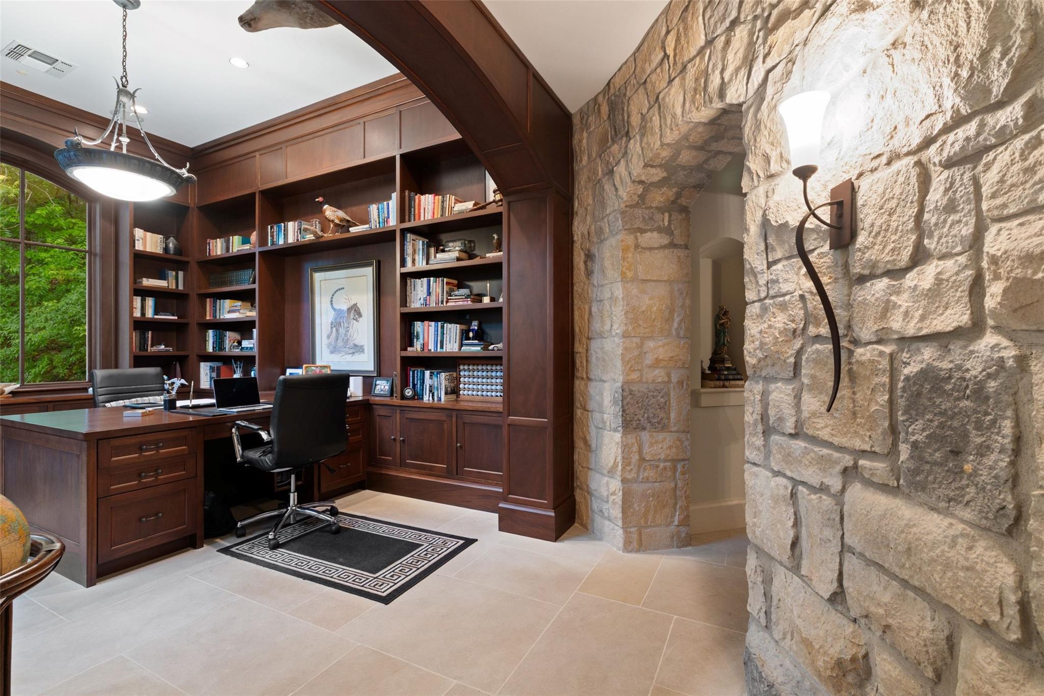 4625 Rockcliff Rd, Austin, TX 78746