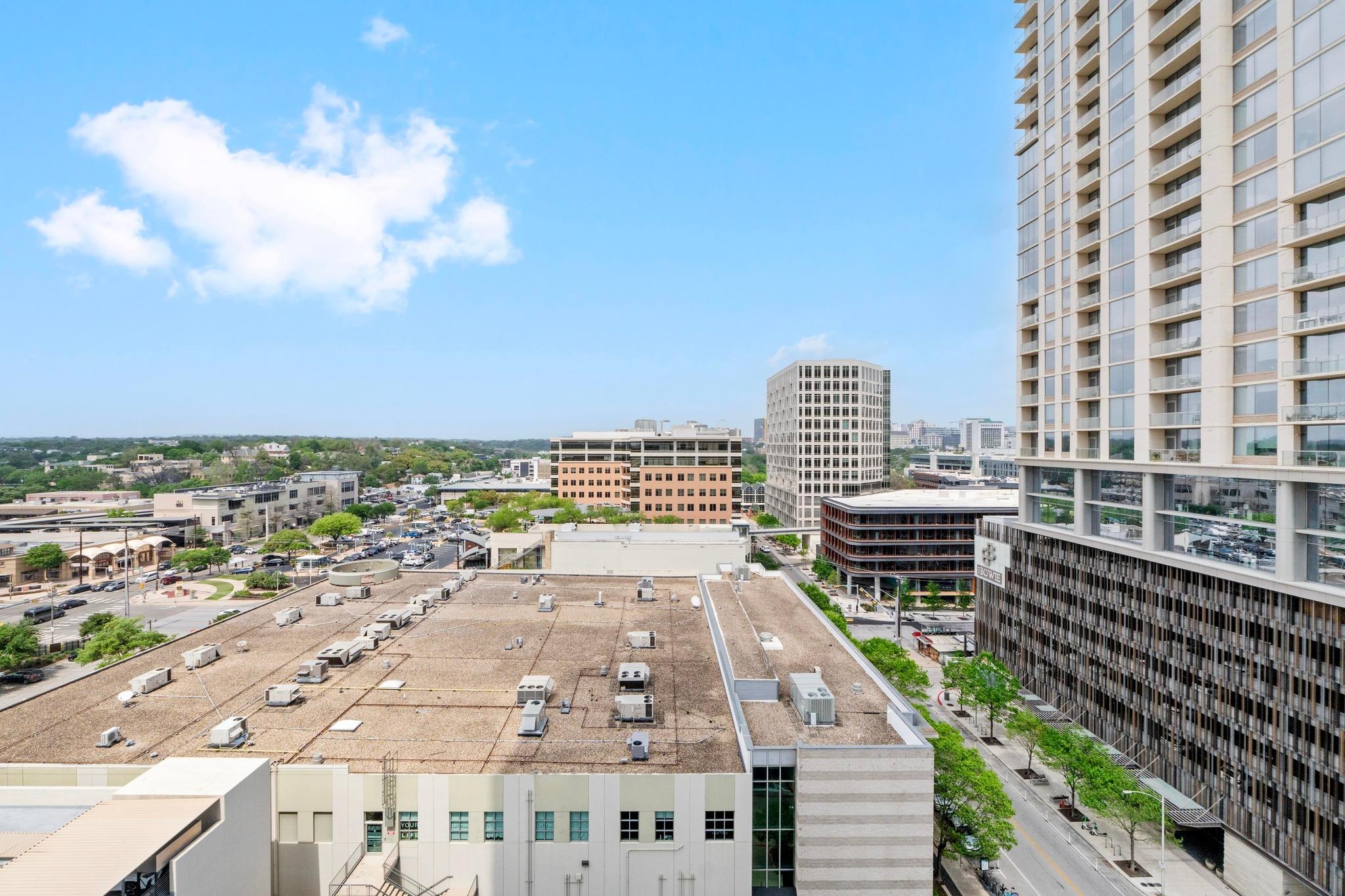 300 Bowie St # 1208, Austin, TX 78703