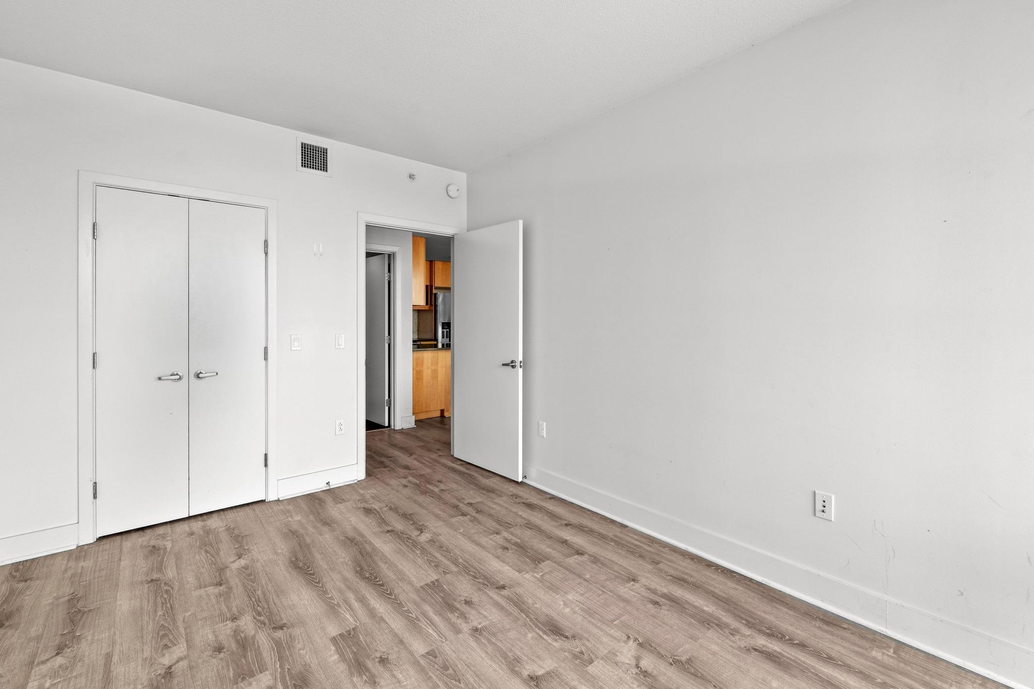 300 Bowie St # 1208, Austin, TX 78703