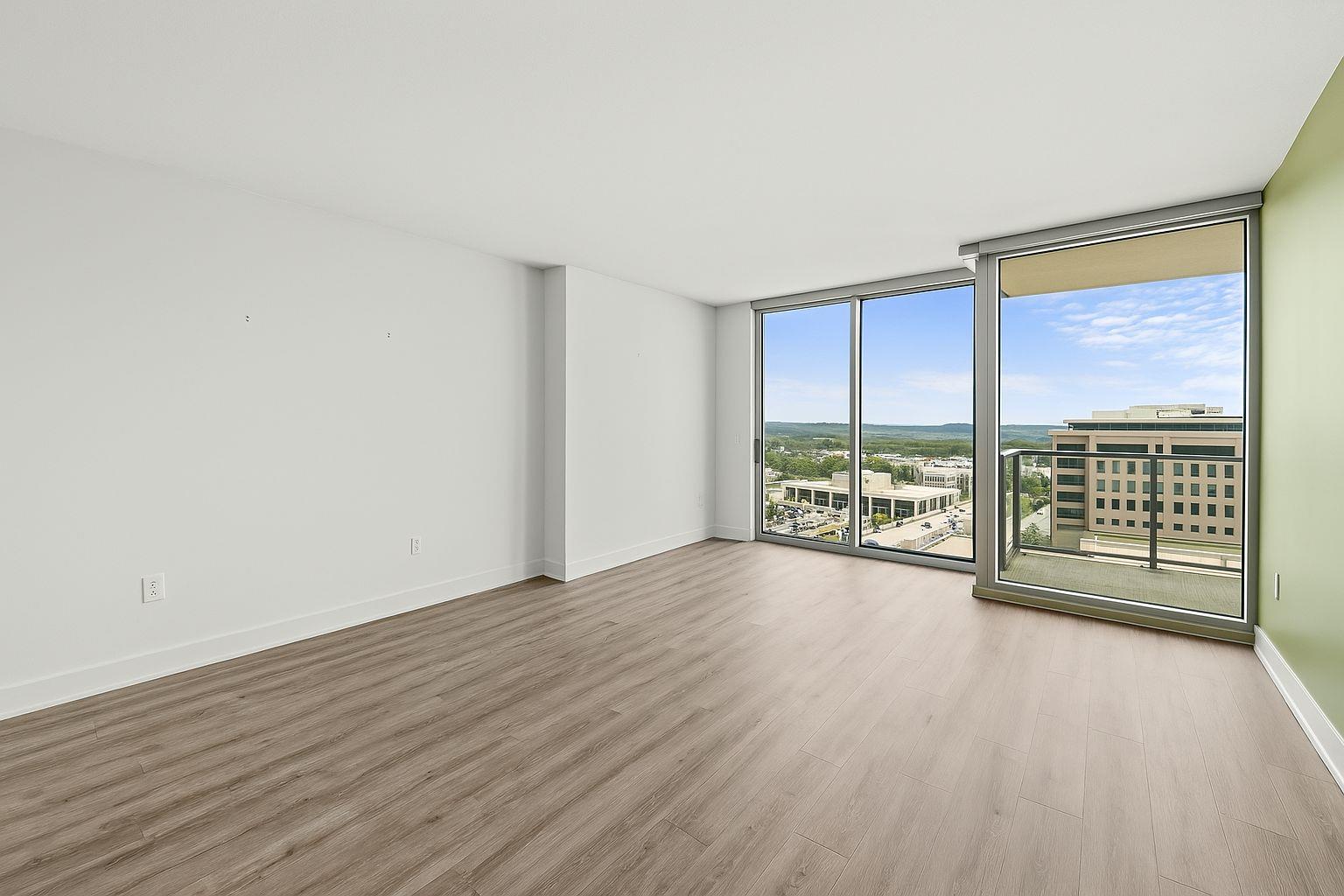 300 Bowie St # 1208, Austin, TX 78703