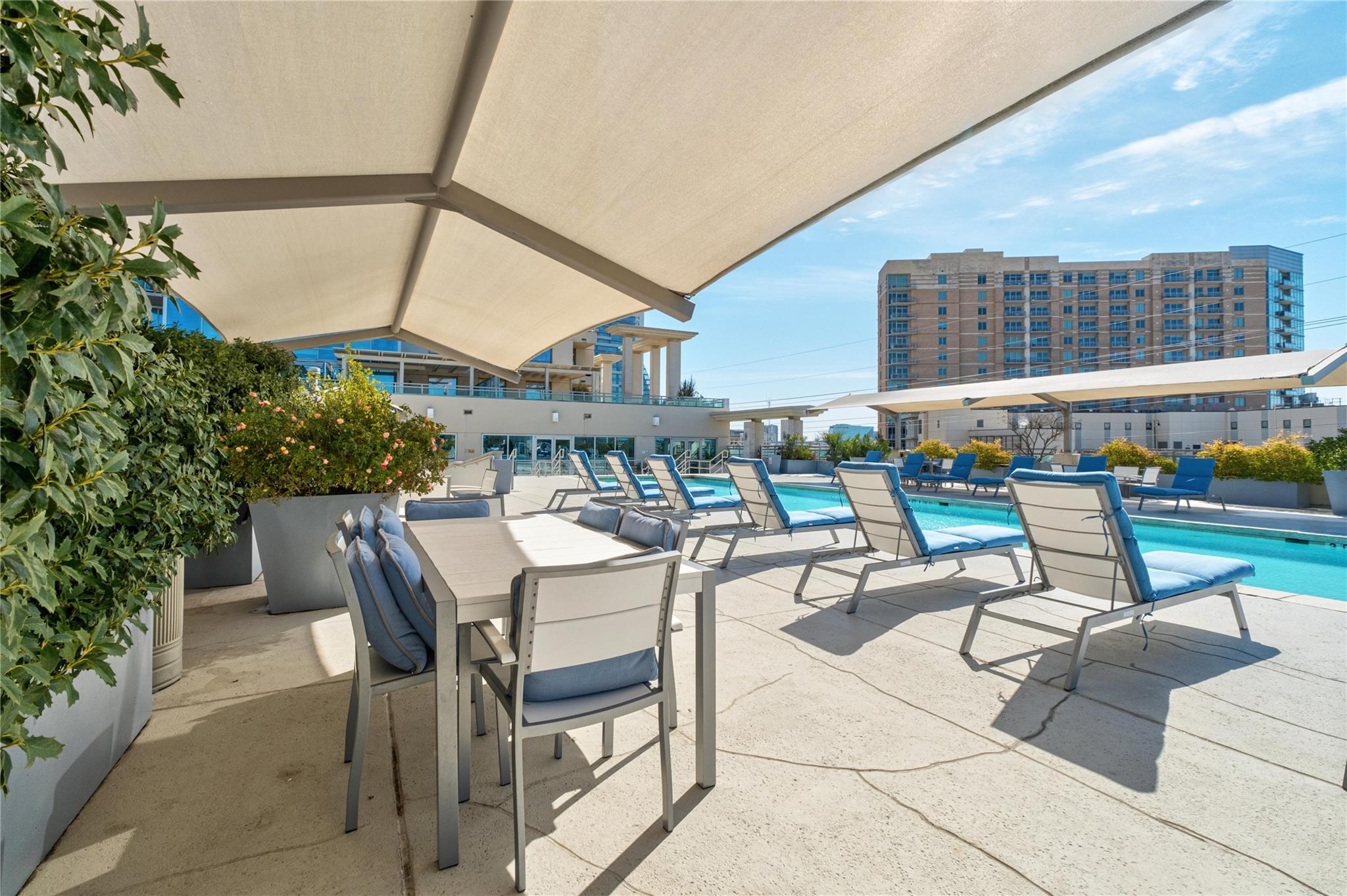 300 Bowie St # 1208, Austin, TX 78703