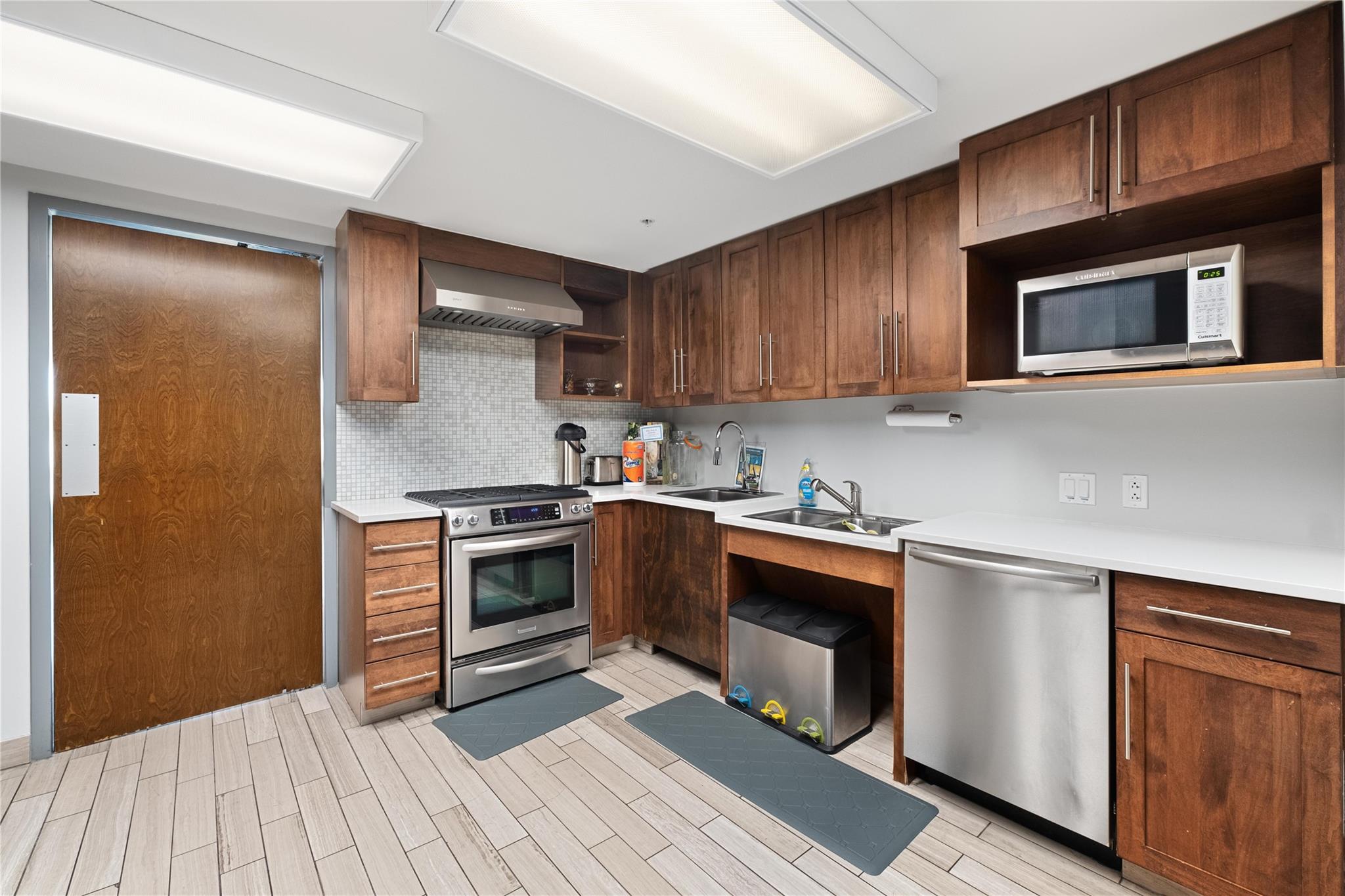 300 Bowie St # 1208, Austin, TX 78703