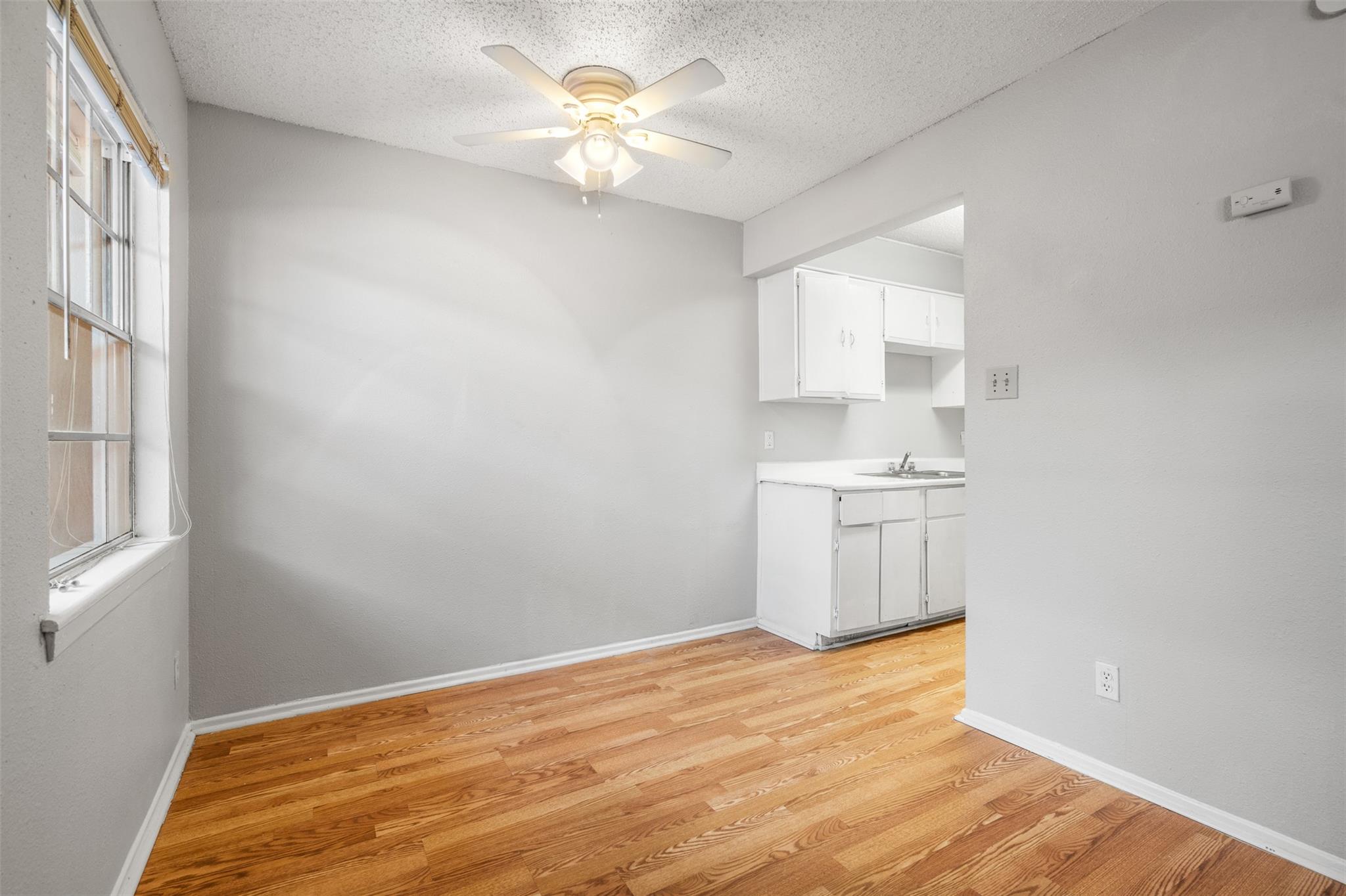 307 E 31 St # 206, Austin, TX 78705