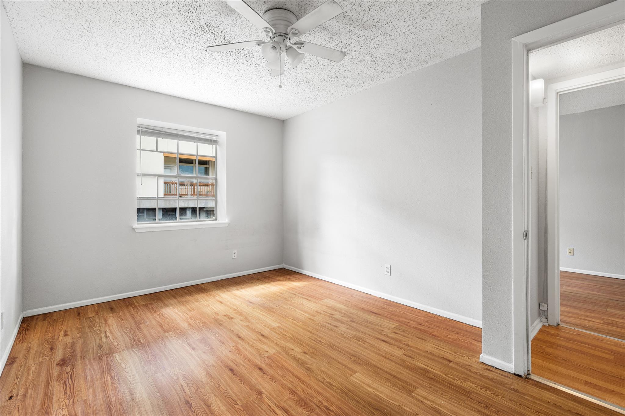 307 E 31 St # 206, Austin, TX 78705