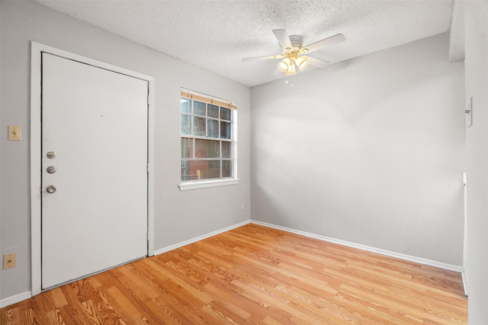 307 E 31 St # 206, Austin, TX 78705