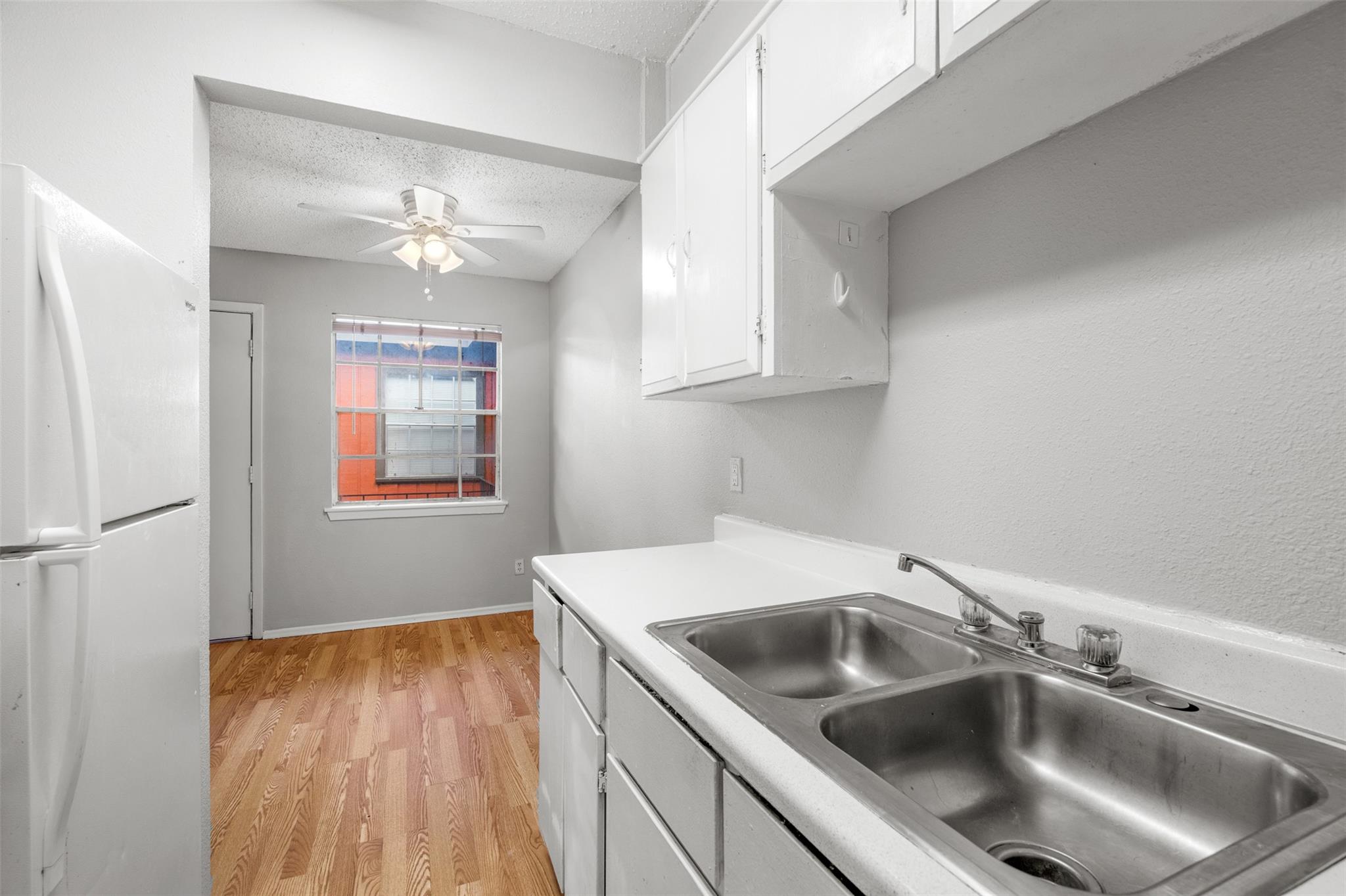 307 E 31 St # 206, Austin, TX 78705