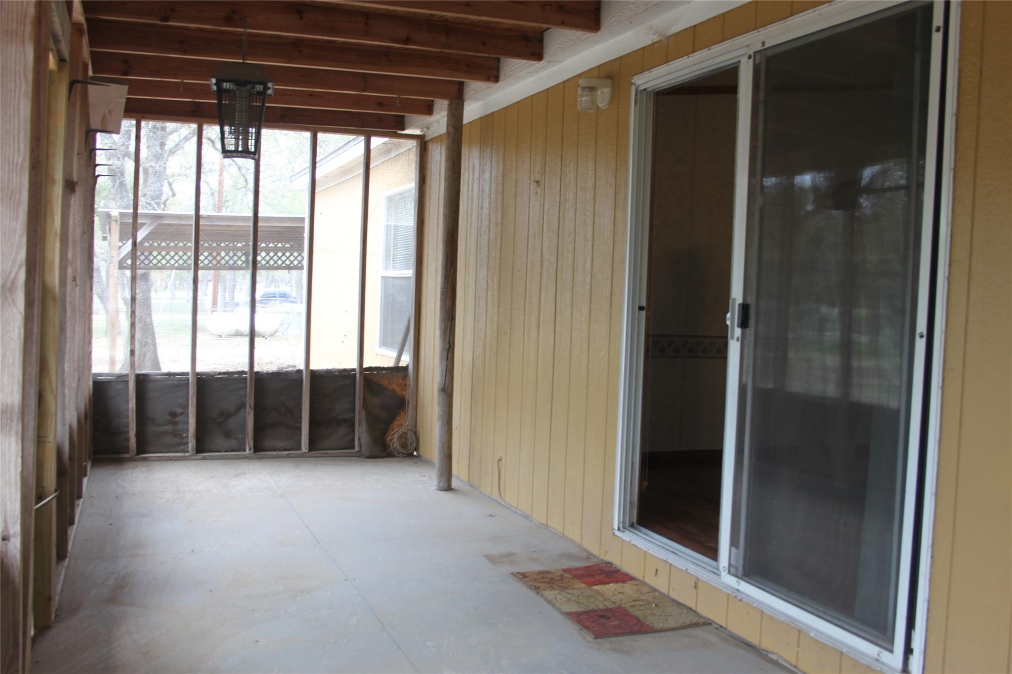 936 Fm 1185, Lockhart, TX 78644