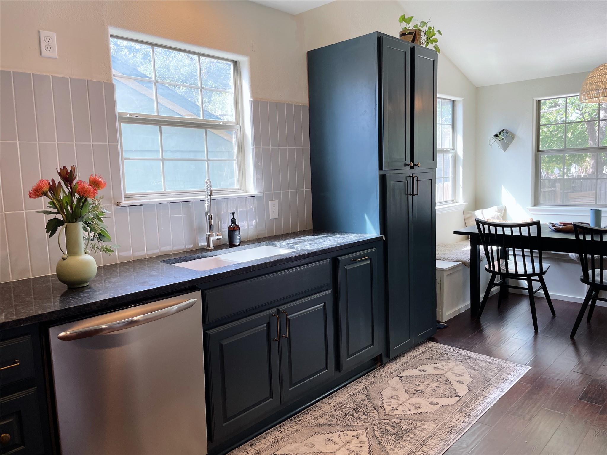 7018 Crosswood Dr, Austin, TX 78745