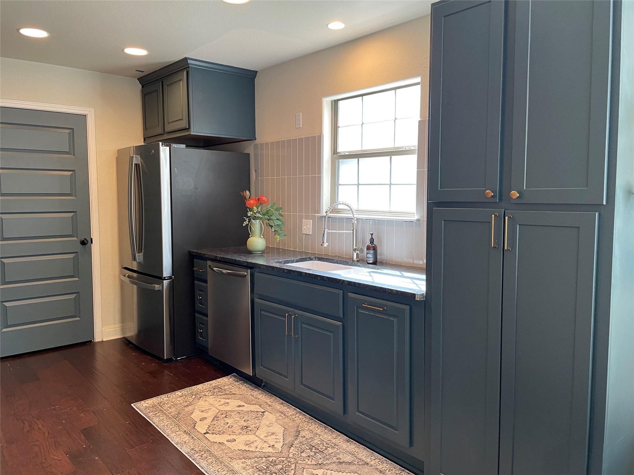 7018 Crosswood Dr, Austin, TX 78745