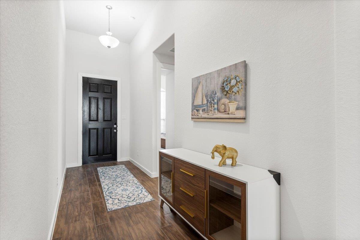 849 Whitetail Dr, Round Rock, TX 78681