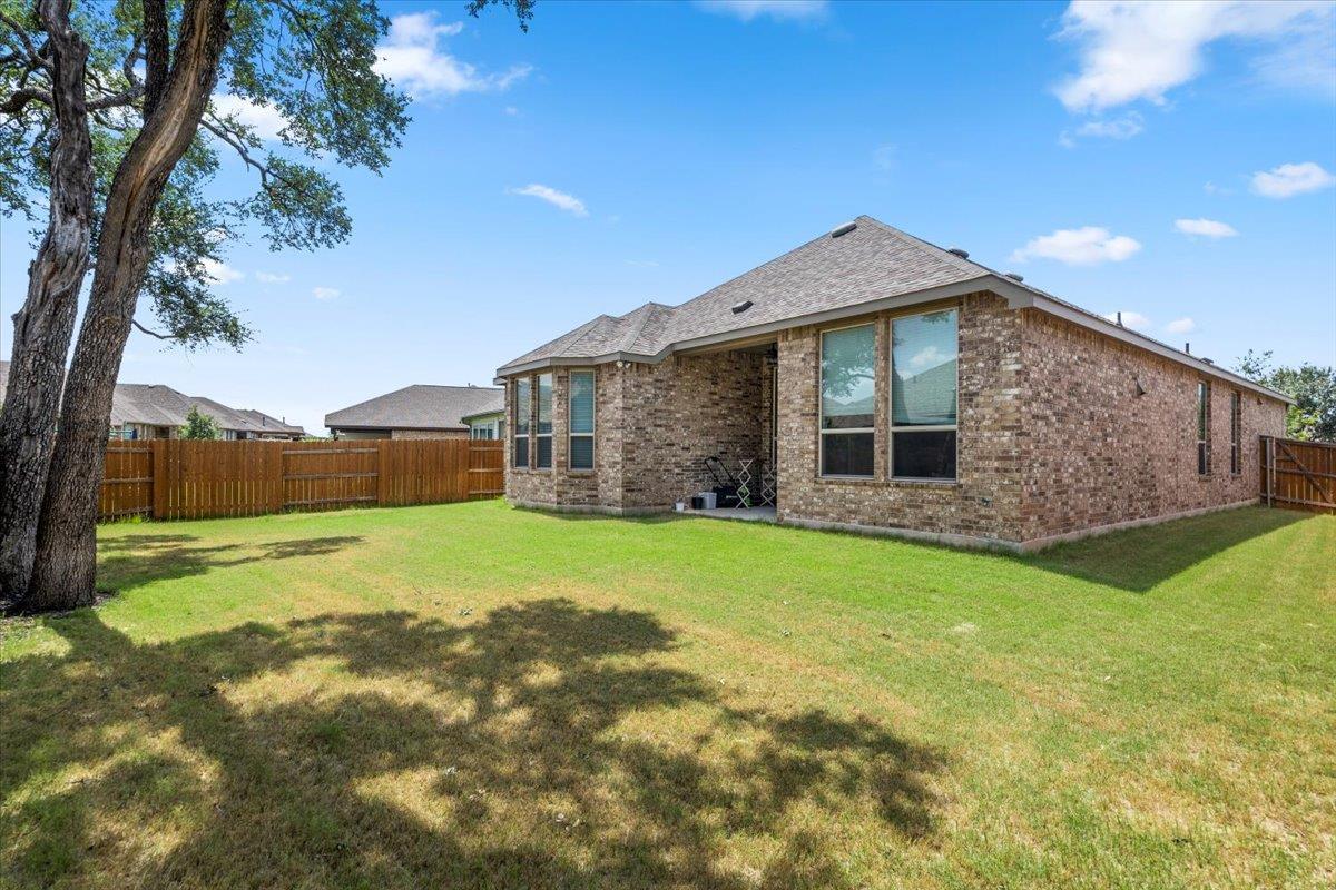 849 Whitetail Dr, Round Rock, TX 78681