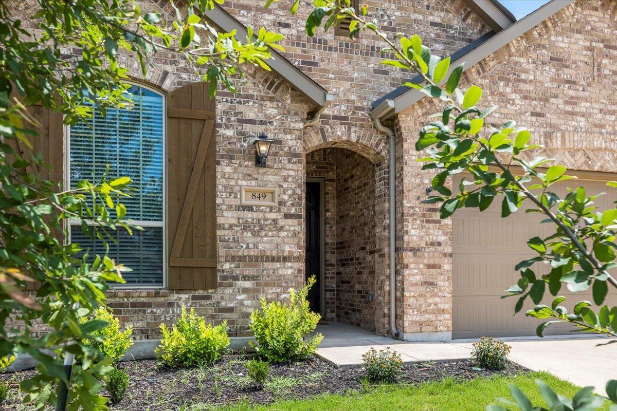 849 Whitetail Dr, Round Rock, TX 78681