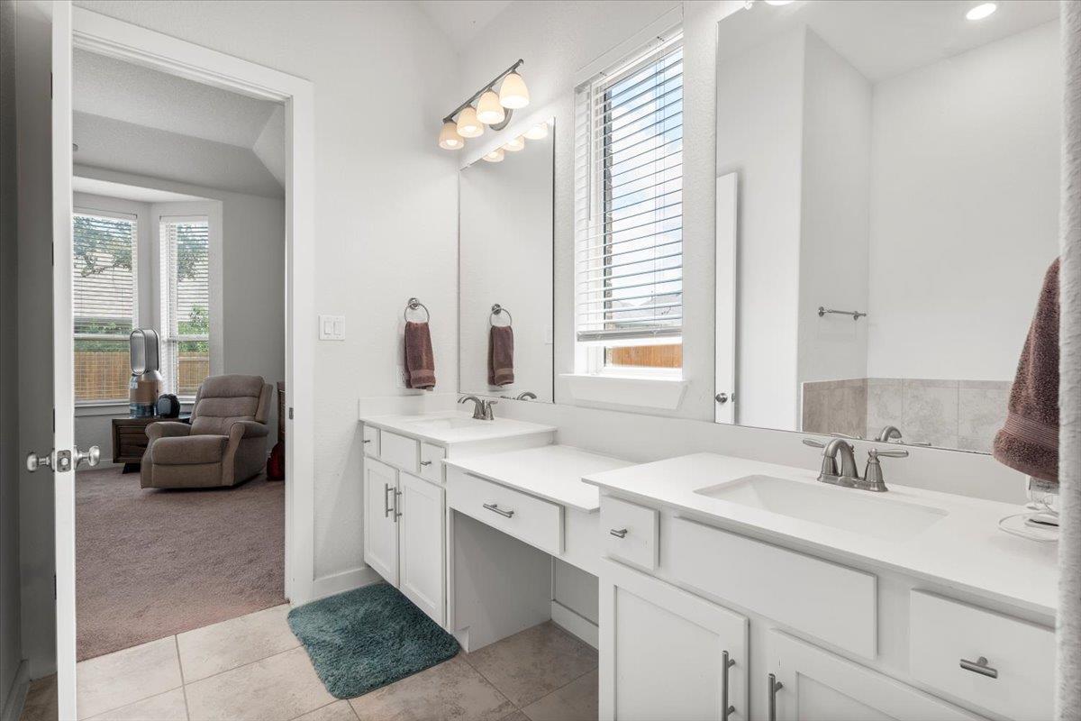 849 Whitetail Dr, Round Rock, TX 78681