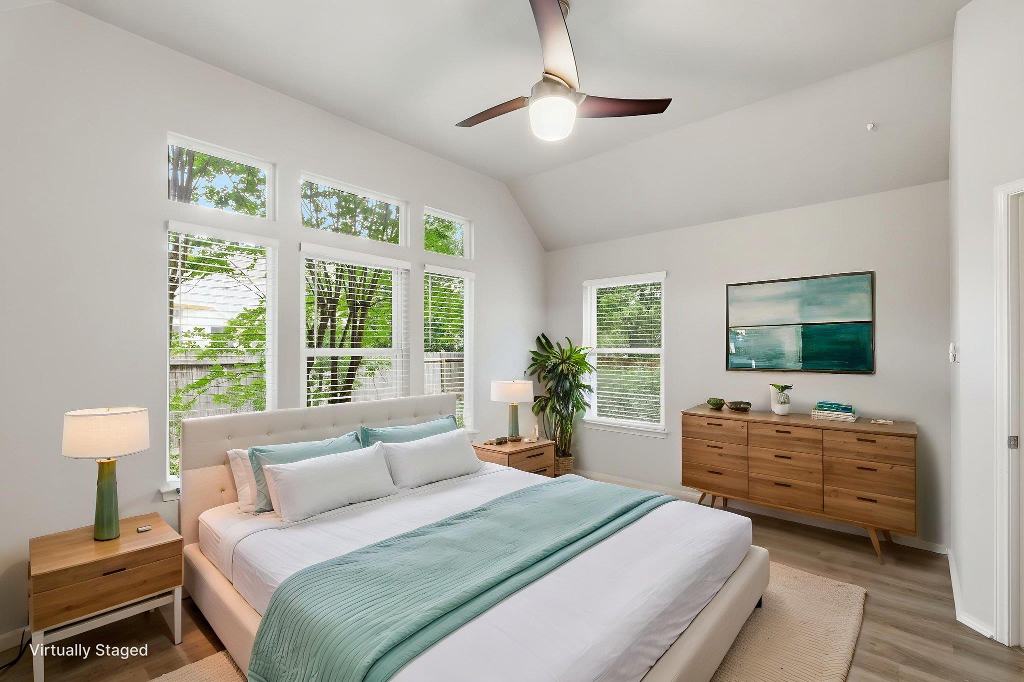 215 Rio Vista Dr, Georgetown, TX 78626