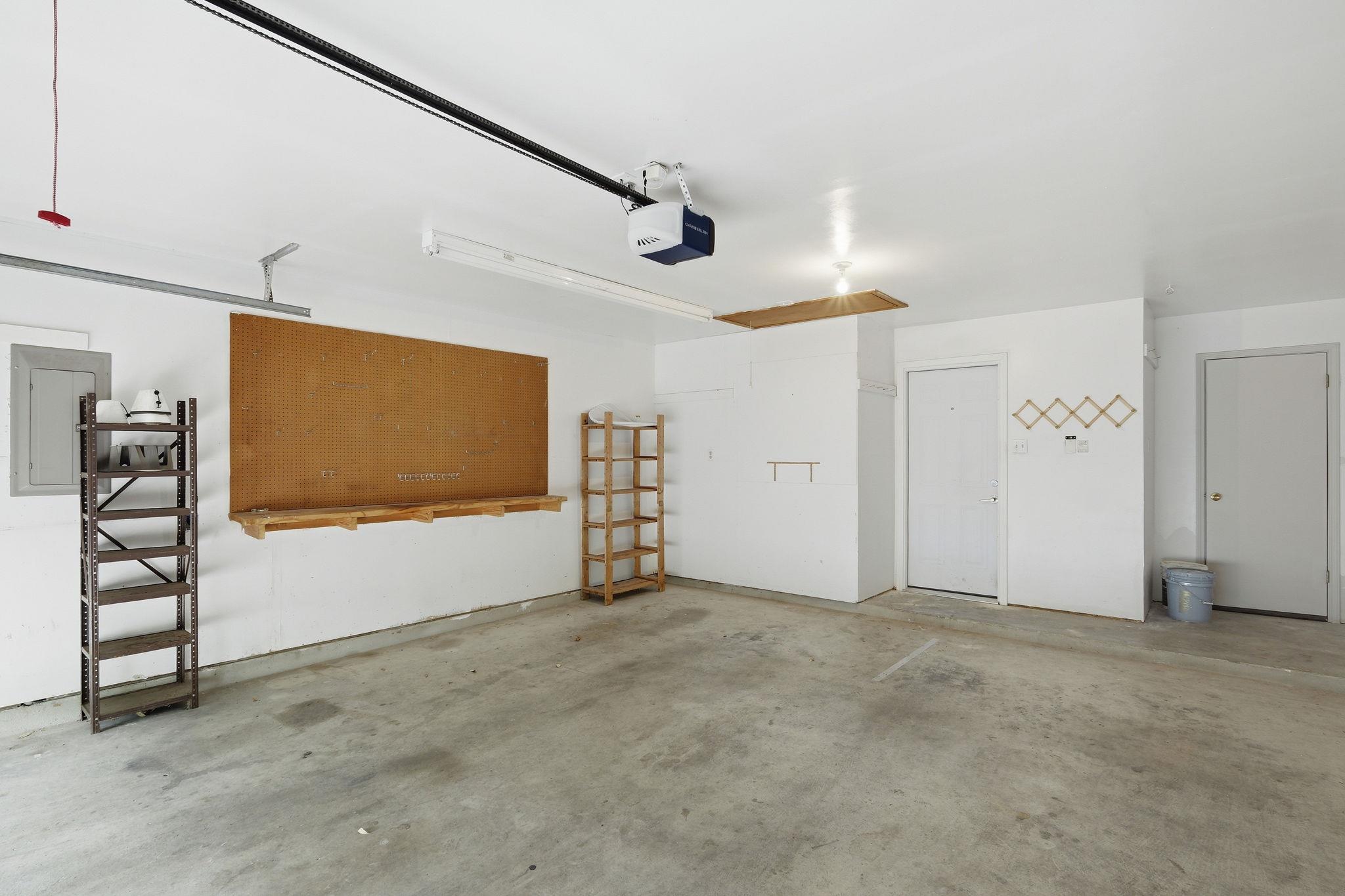 215 Rio Vista Dr, Georgetown, TX 78626