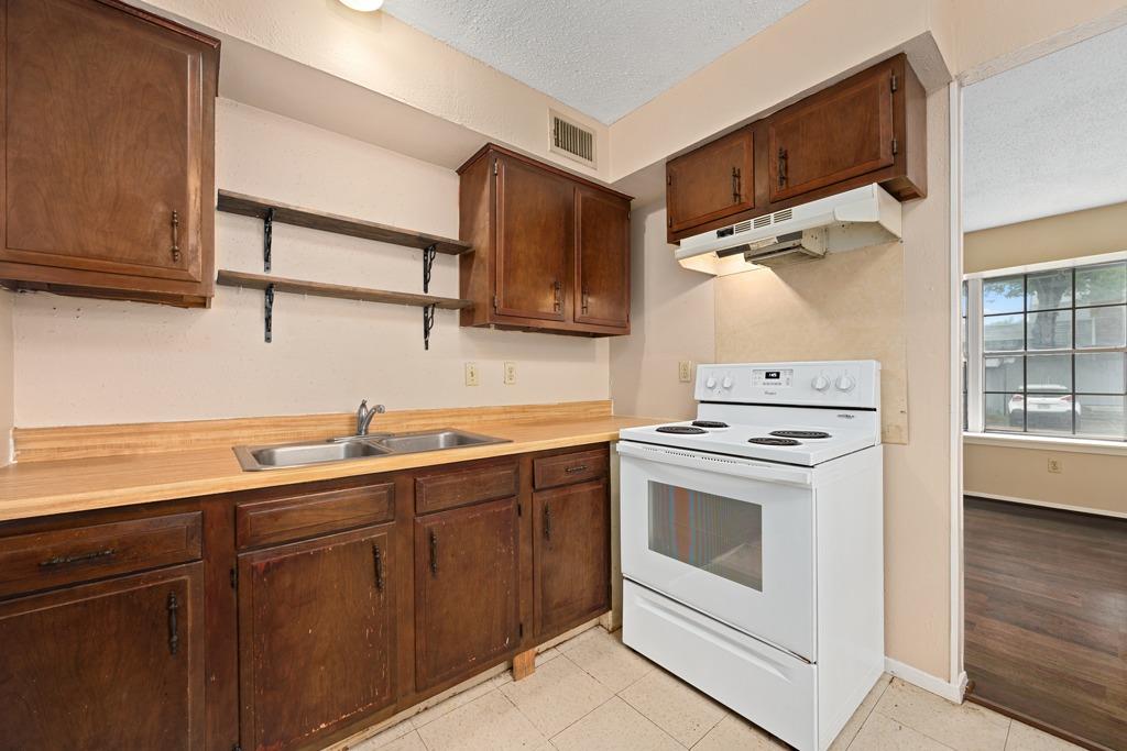 1817 W 36th St, Austin, TX 78731