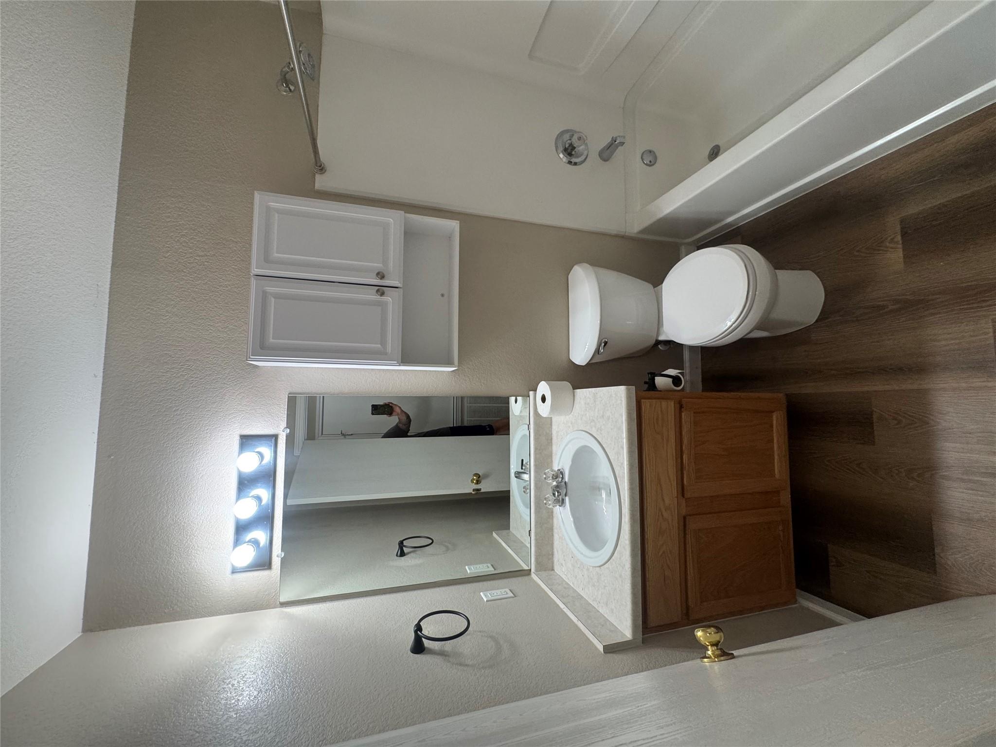 108 Mesa Dr, Leander, TX 78641