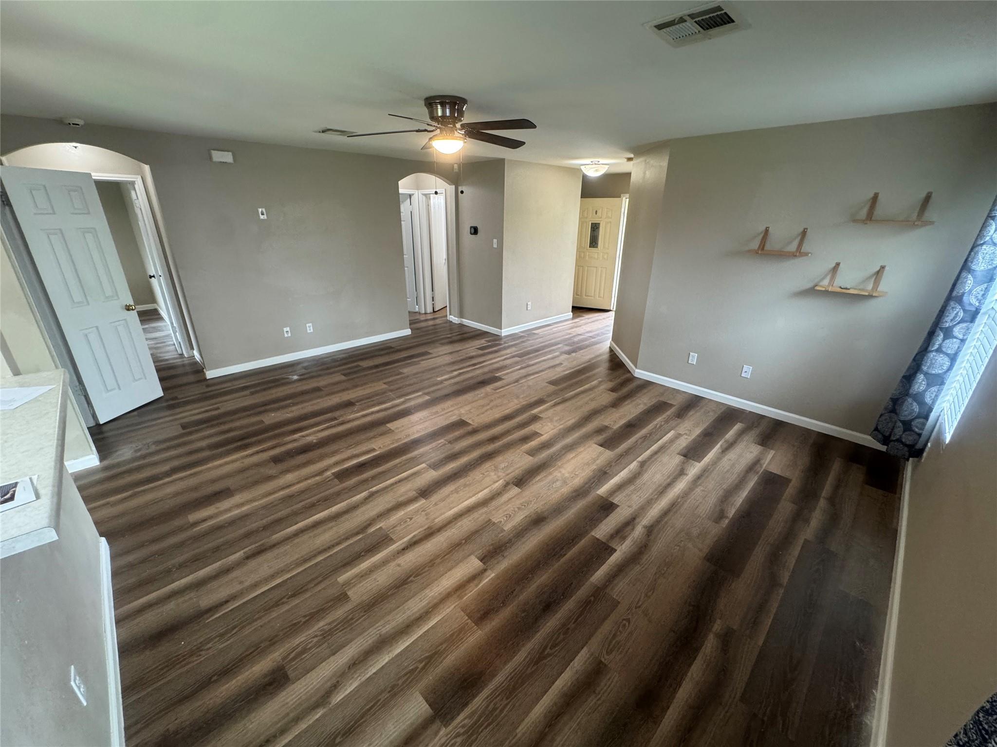 108 Mesa Dr, Leander, TX 78641