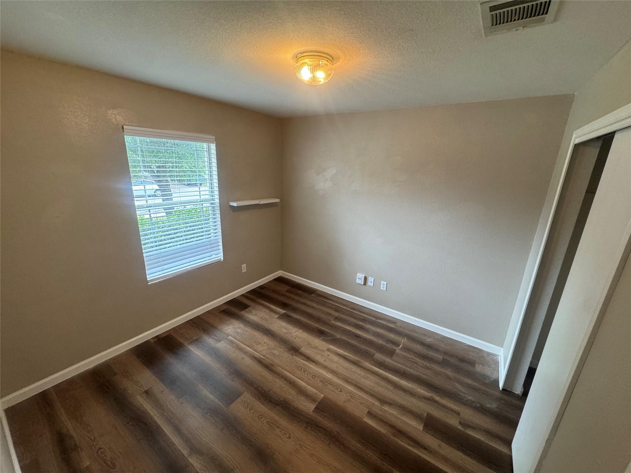 108 Mesa Dr, Leander, TX 78641