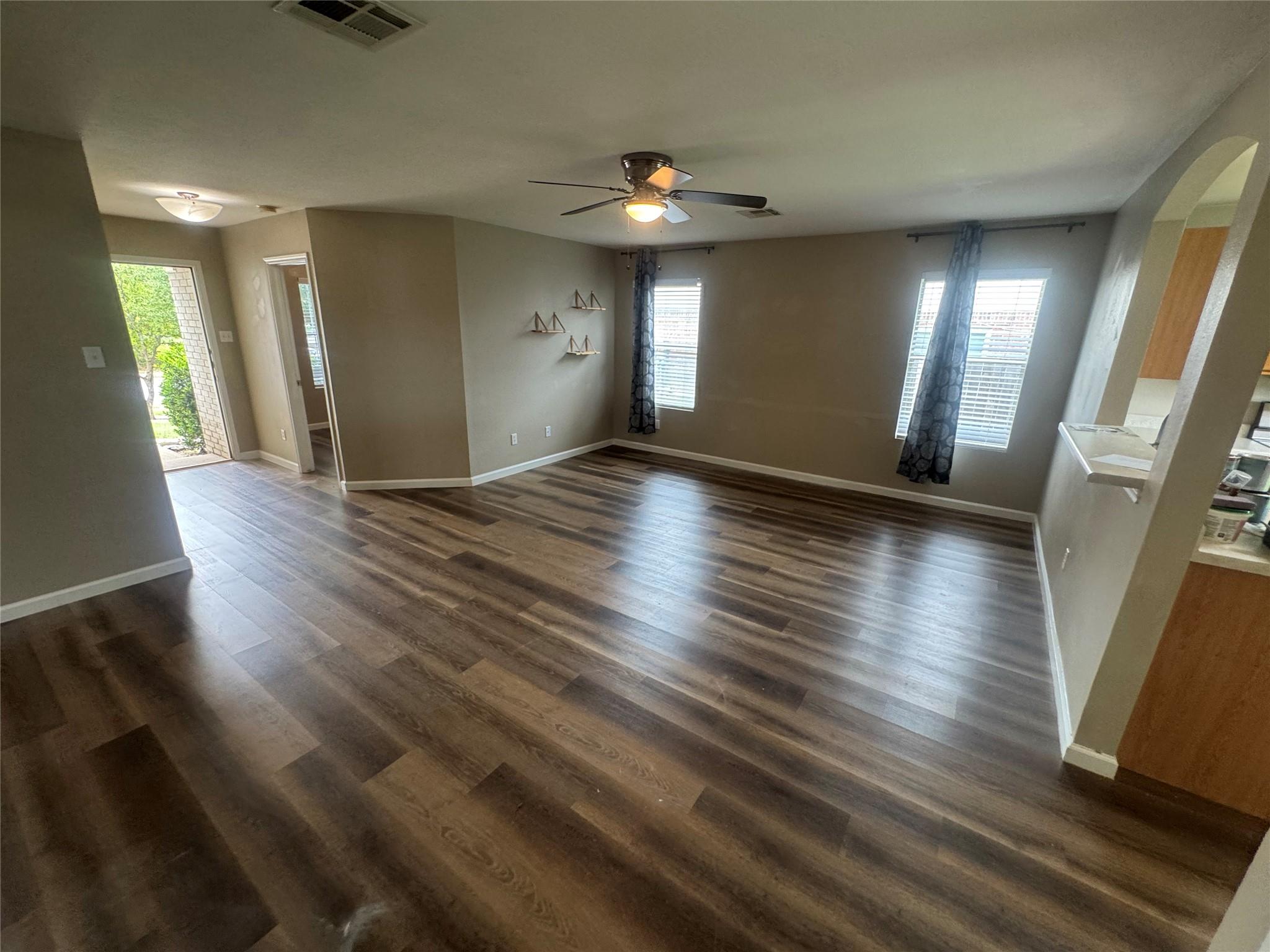 108 Mesa Dr, Leander, TX 78641