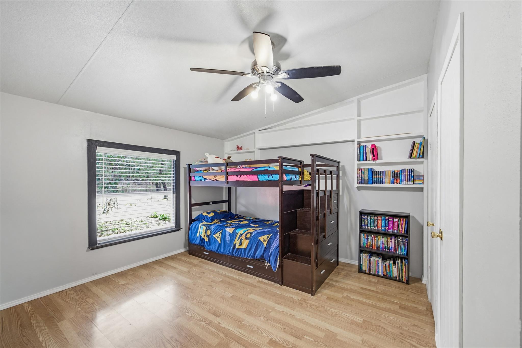 501 Turkey Tree Trl, Seguin, TX 78155