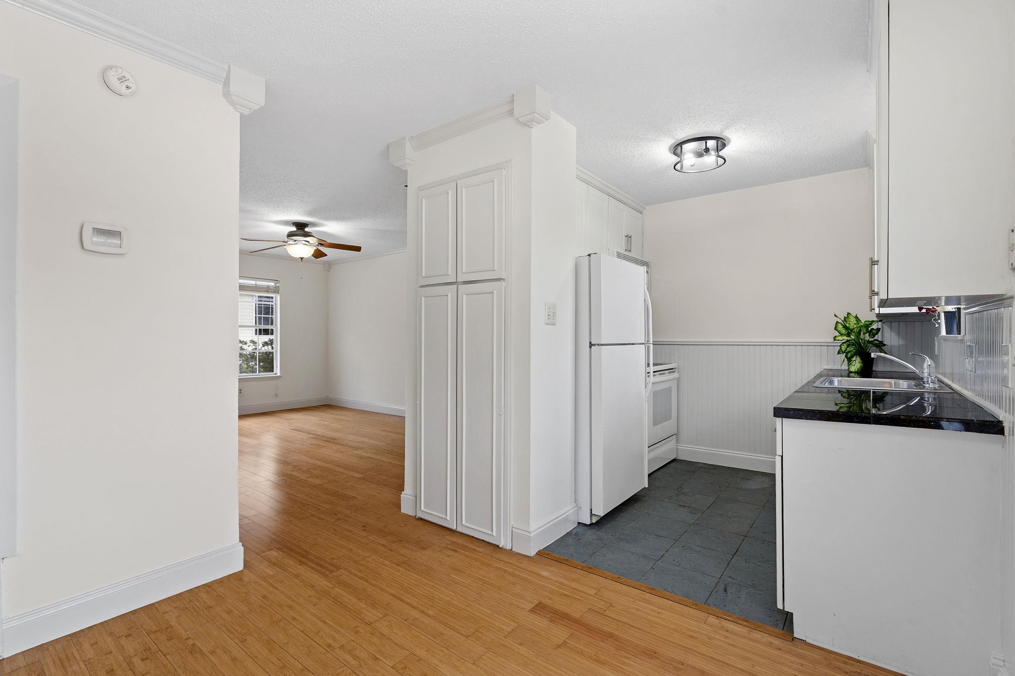 3902 Peterson Ave # 205, Austin, TX 78756