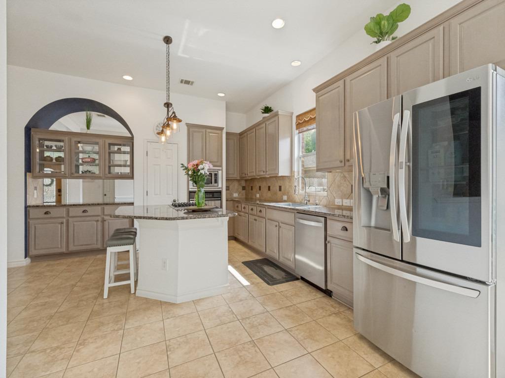 703 Hegarty Dr, Cedar Park, TX 78613