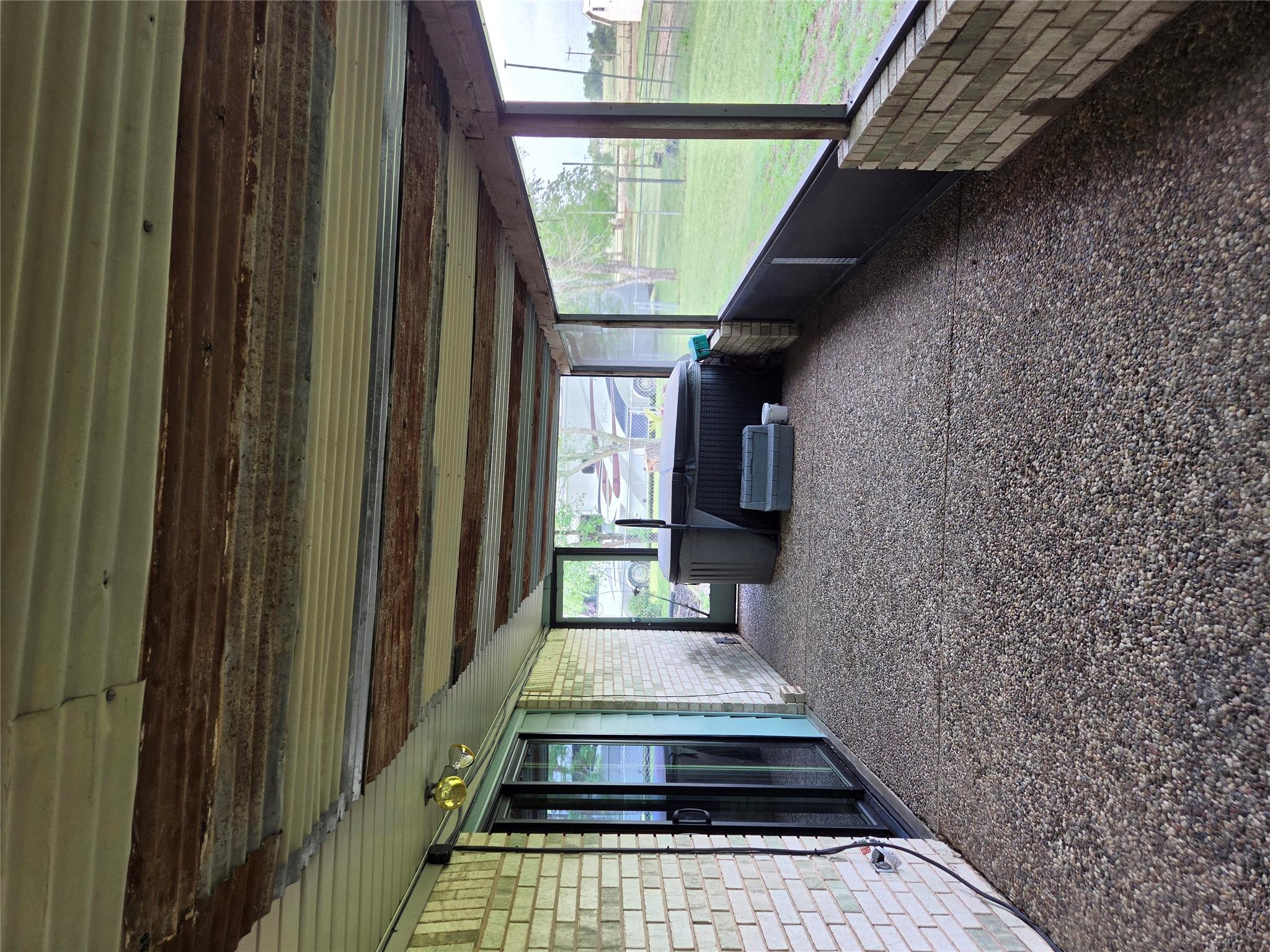 5953 FM 141, Ledbetter, TX 78946