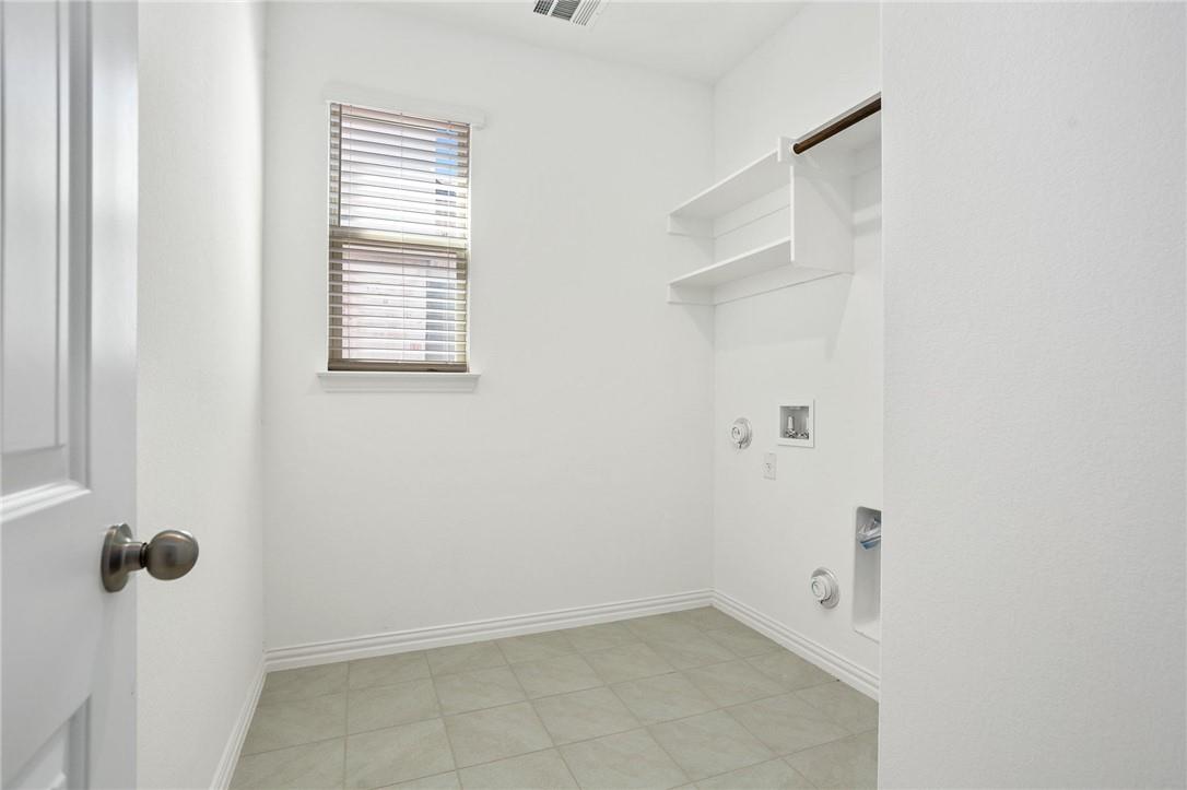 613 Silent Creek Cv, Georgetown, TX 78628