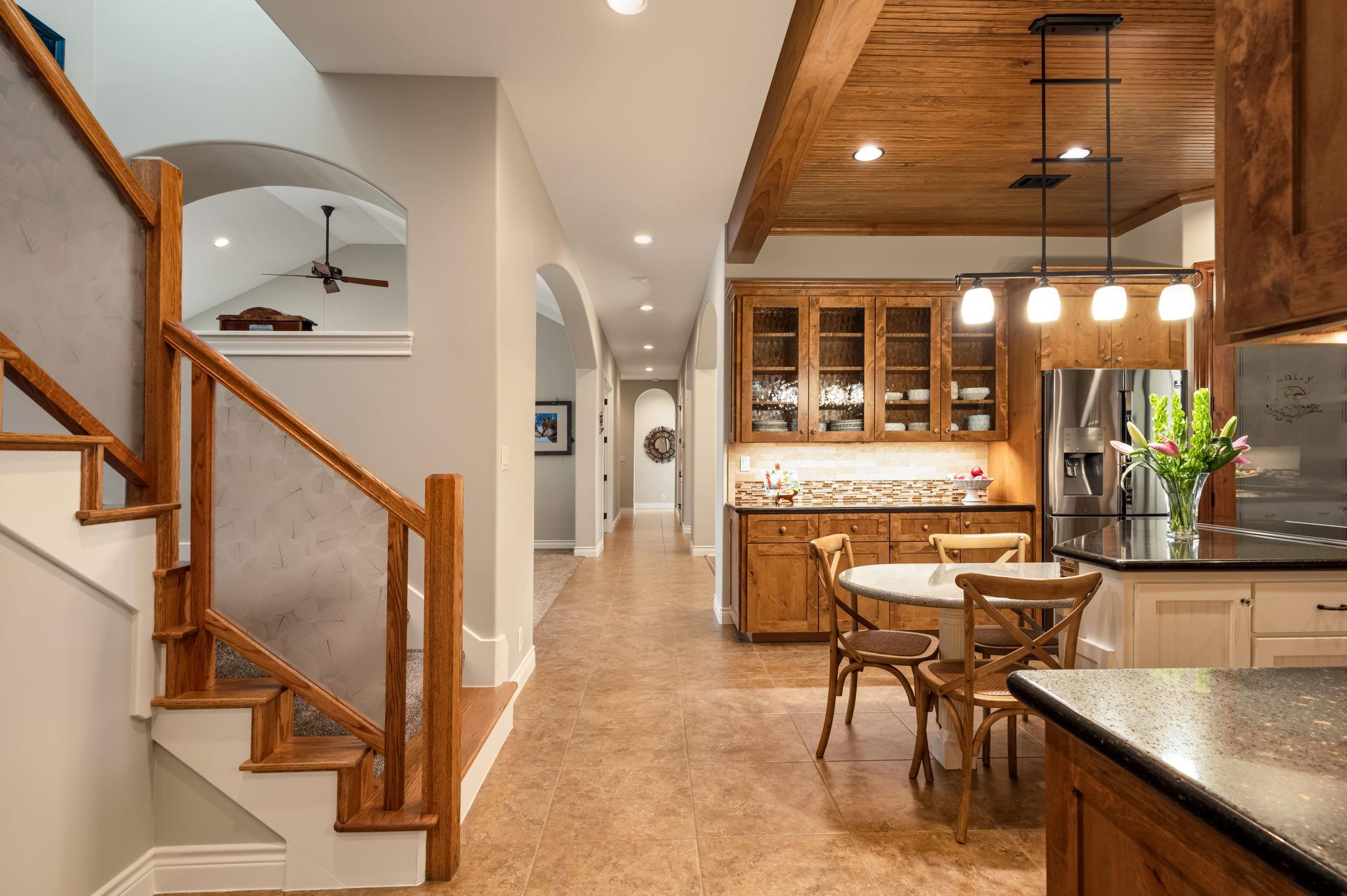 8815 Blazyk Dr, Austin, TX 78737