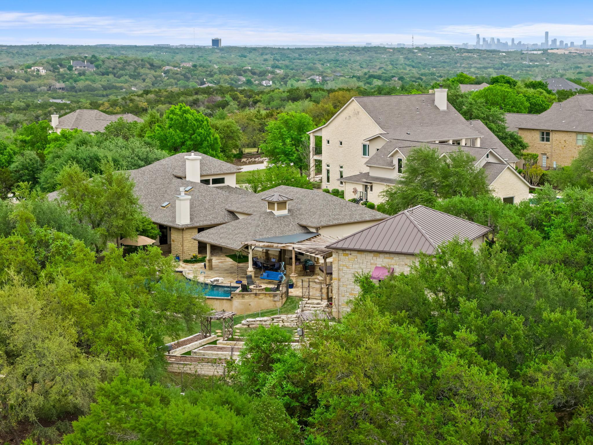 8815 Blazyk Dr, Austin, TX 78737