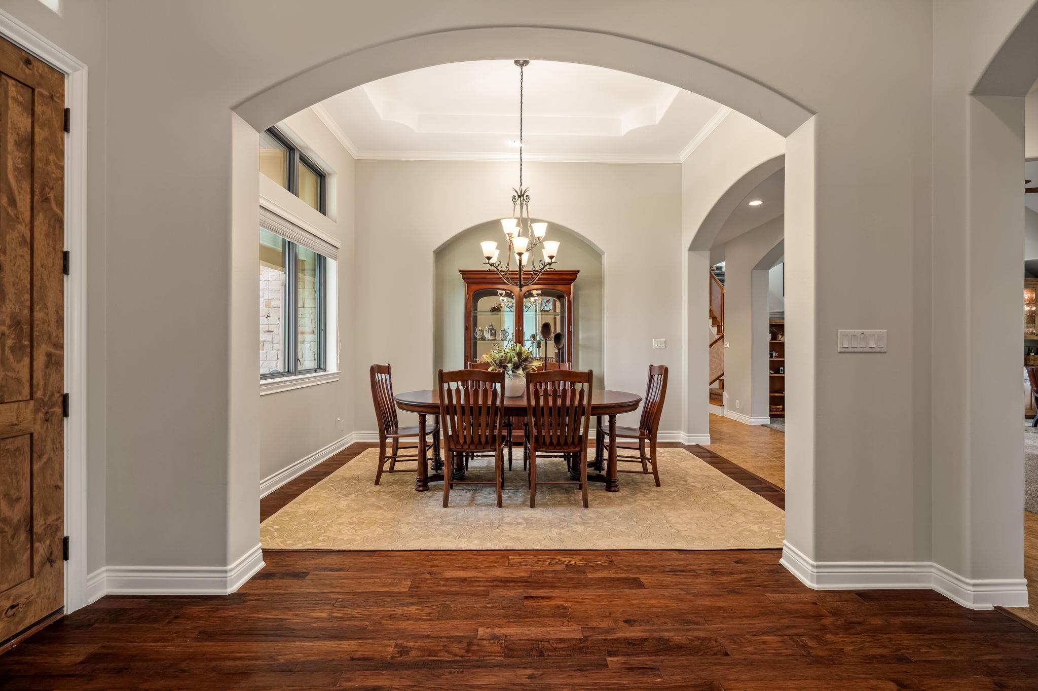 8815 Blazyk Dr, Austin, TX 78737