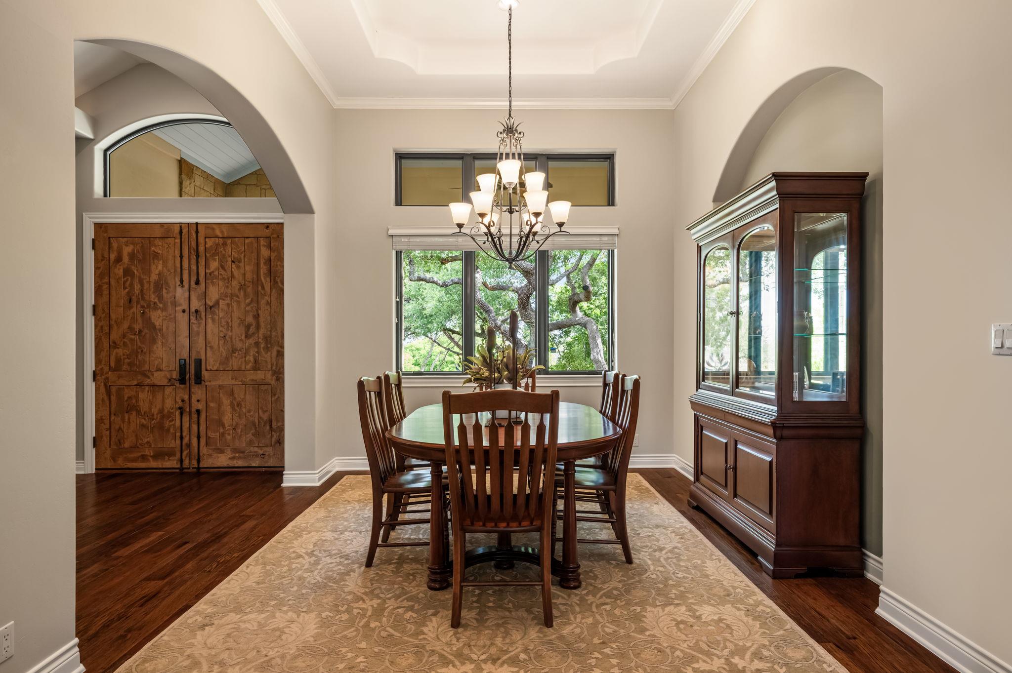 8815 Blazyk Dr, Austin, TX 78737