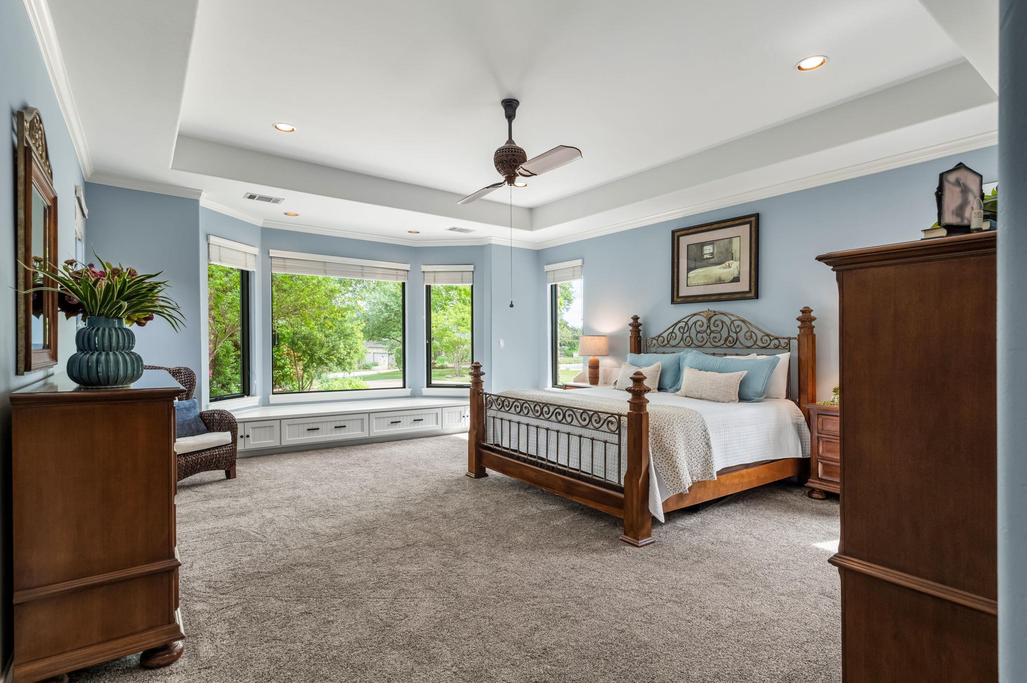 8815 Blazyk Dr, Austin, TX 78737