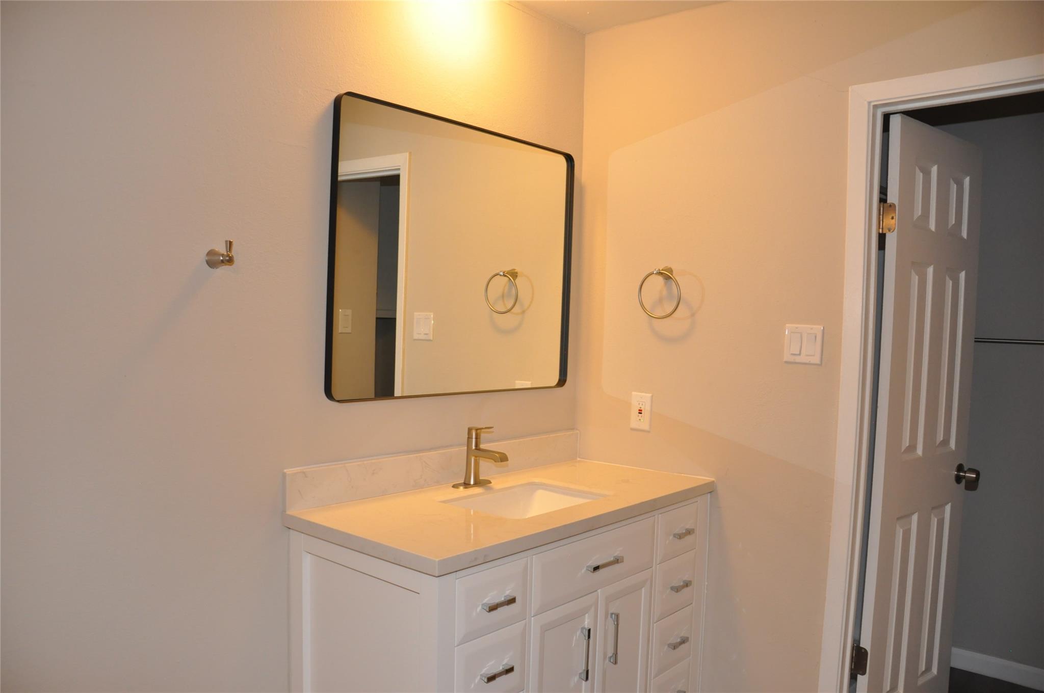 11802 Argonne Forest Trl # A, Austin, TX 78759