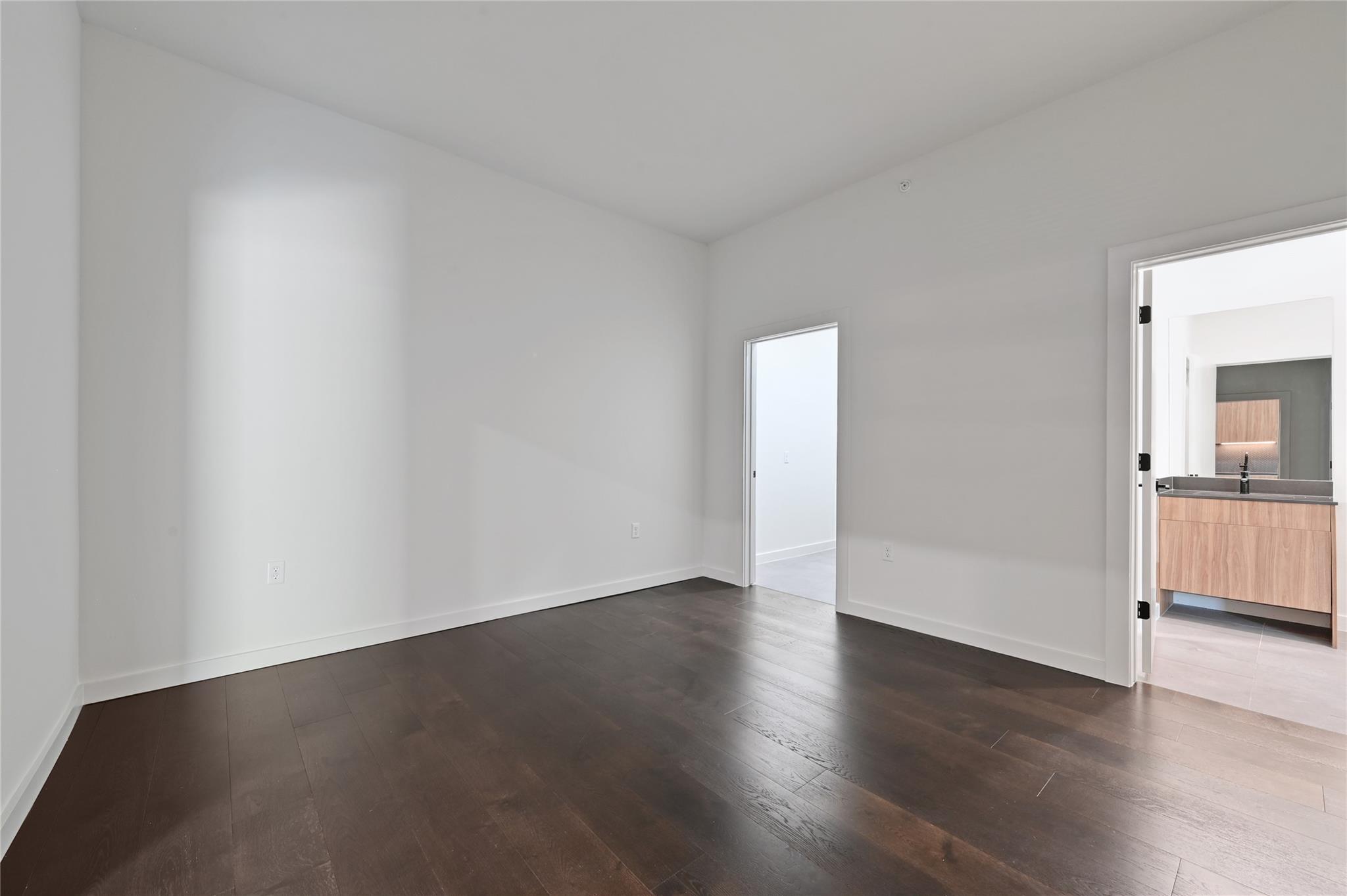 2209 S 1st St # 107, Austin, TX 78704