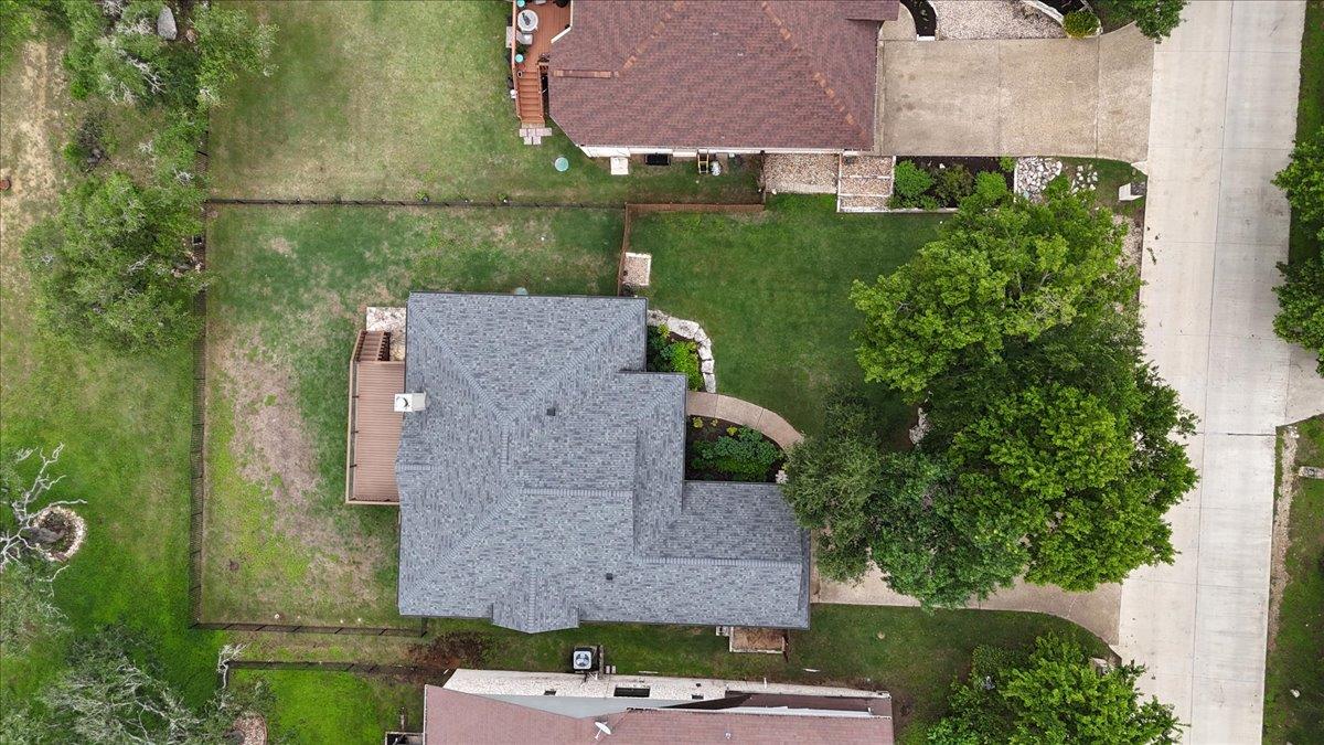 68 Brookhollow Dr, Wimberley, TX 78676
