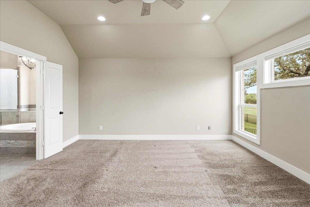 68 Brookhollow Dr, Wimberley, TX 78676