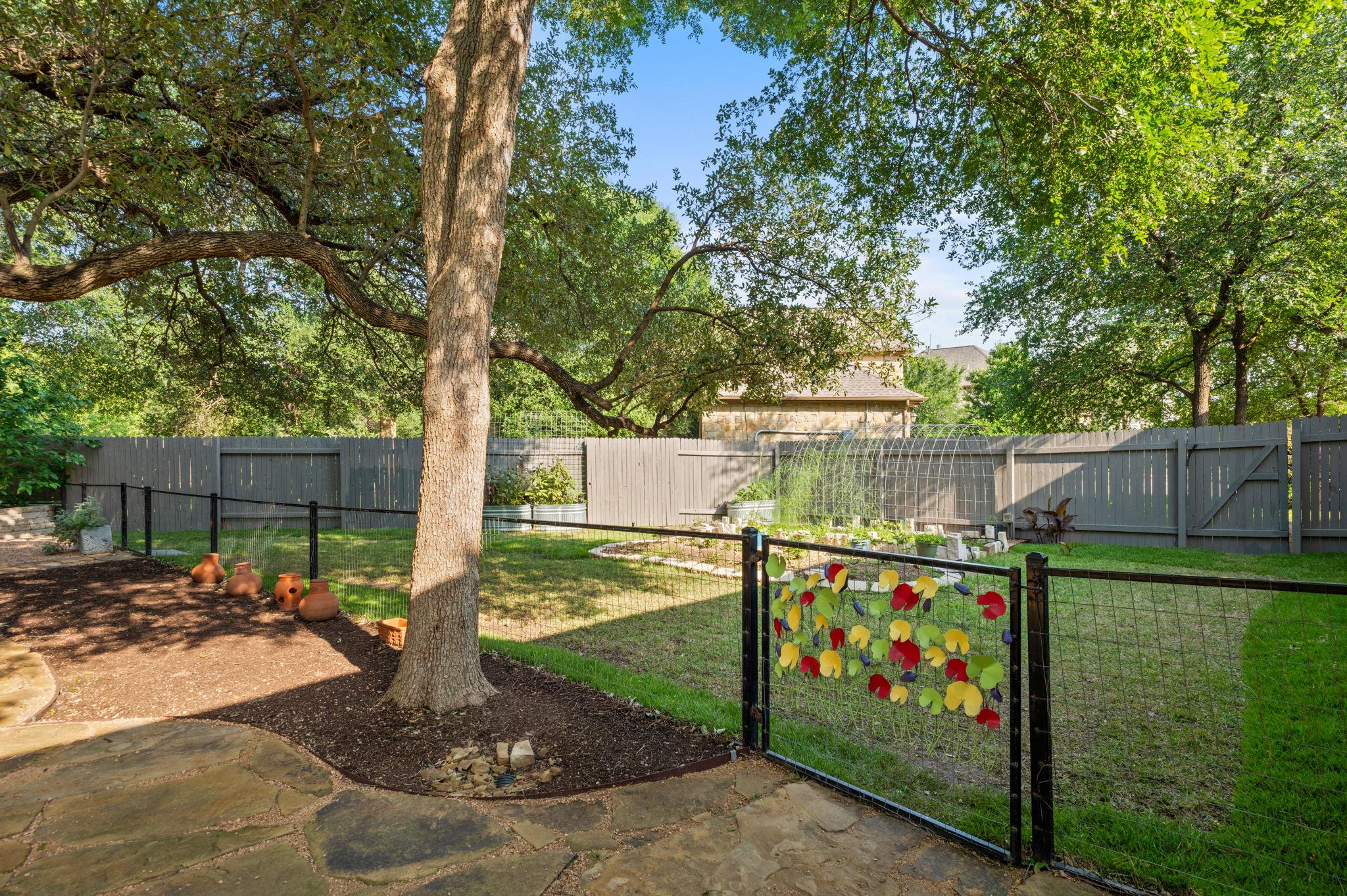 300 Apache Dr, Cedar Park, TX 78613