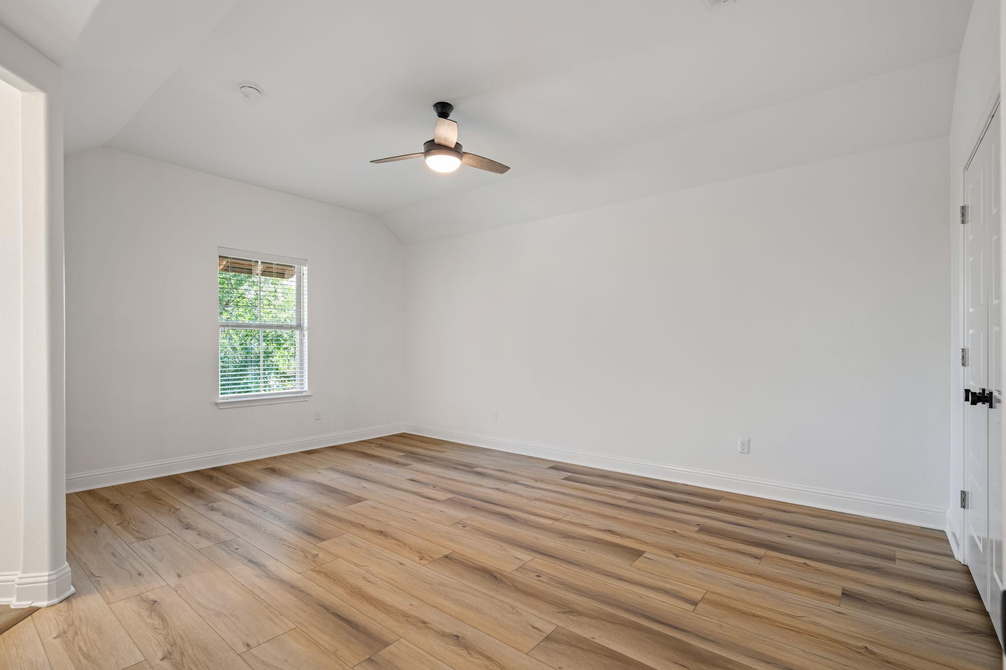 300 Apache Dr, Cedar Park, TX 78613
