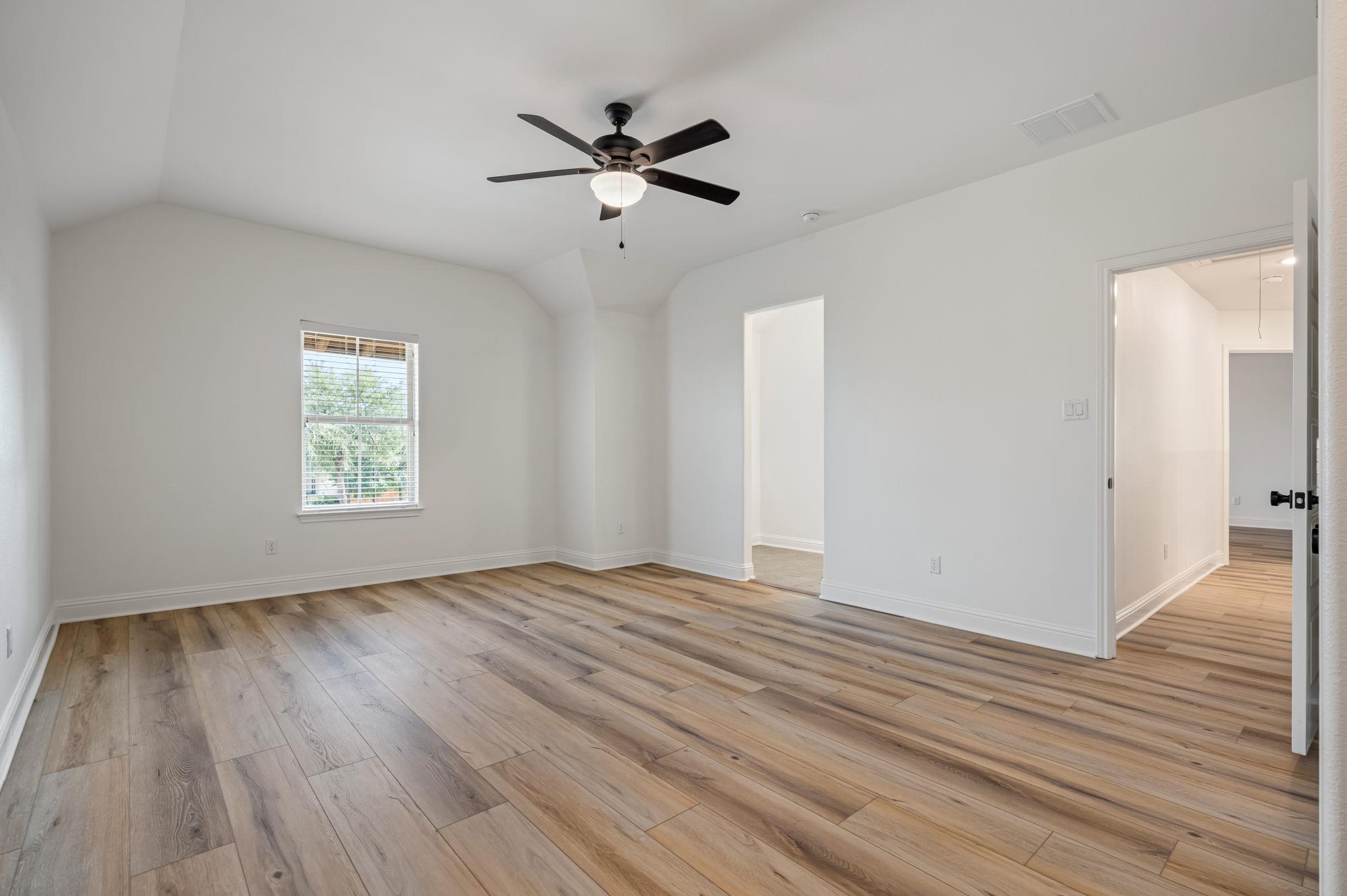 300 Apache Dr, Cedar Park, TX 78613