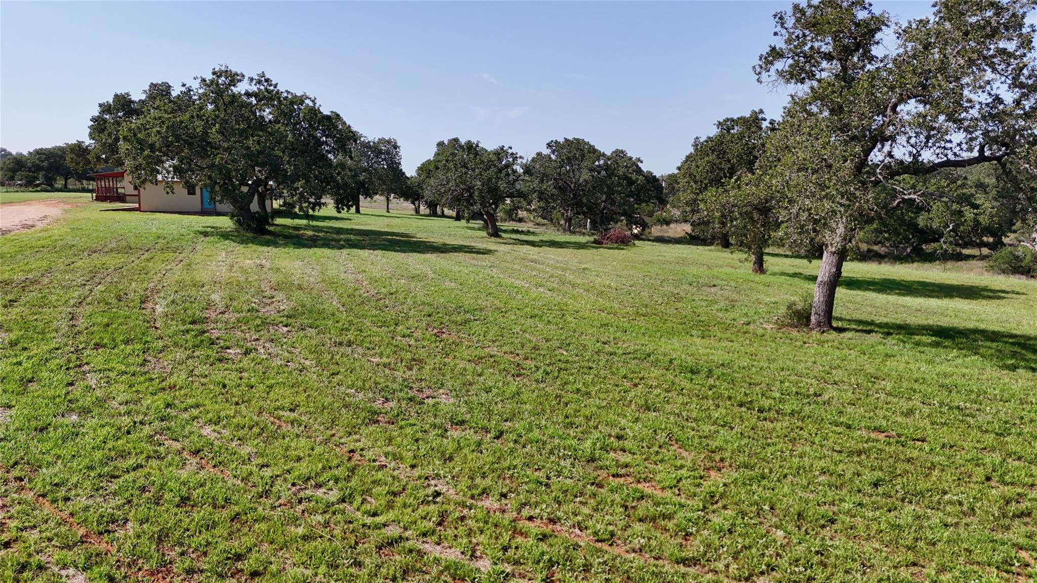 8653 N State Hwy 16, Llano, TX 78643